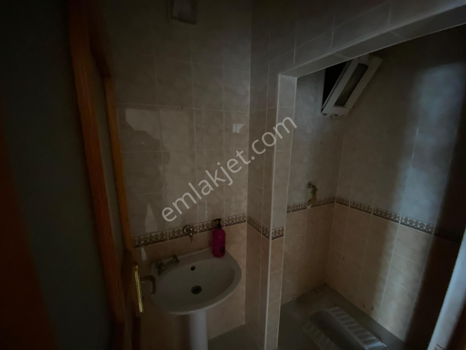 Vip Gayrimenkulden Merkezi Konumda Kiralık 3+1daire - Görsel 17