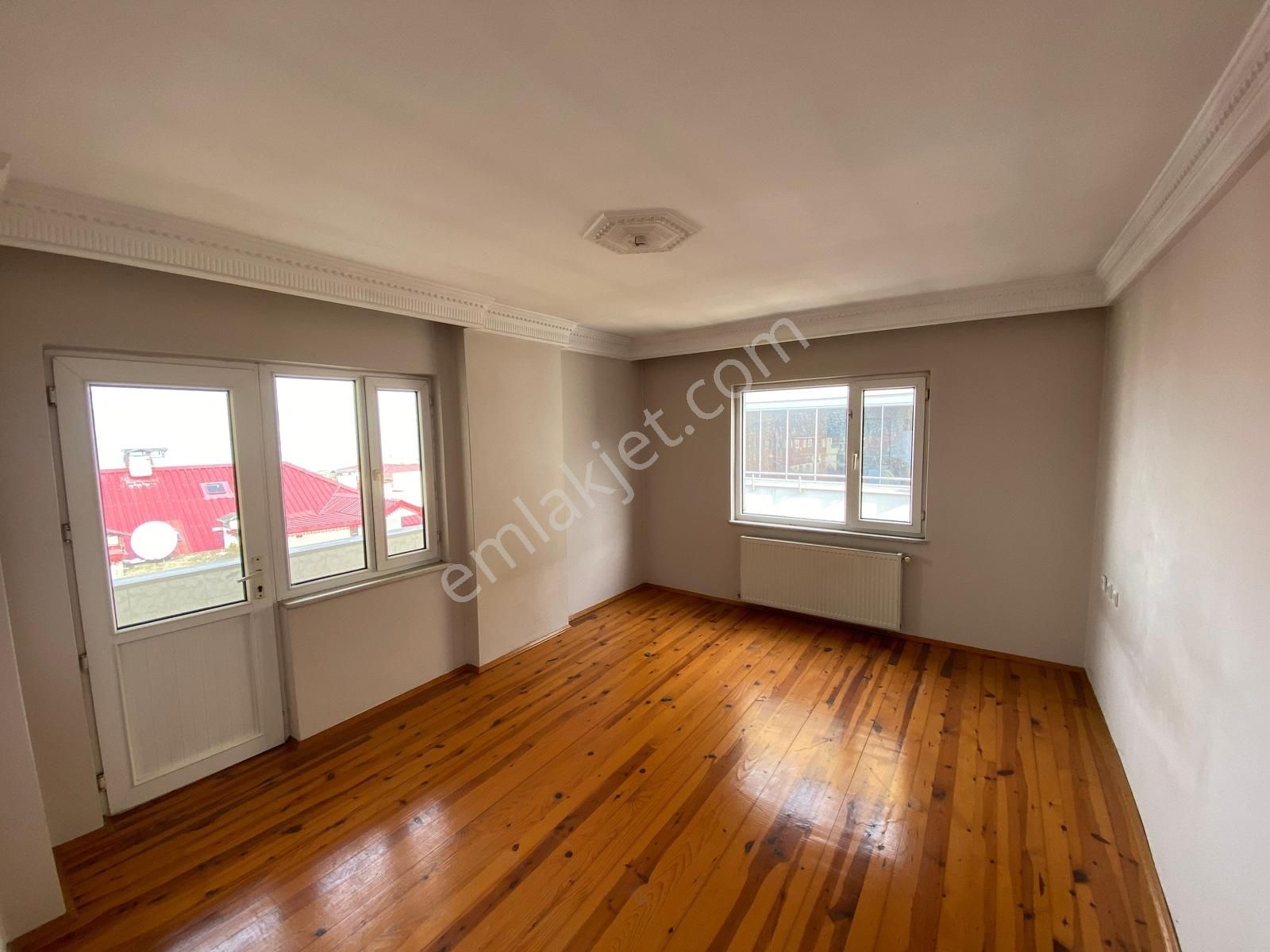 Vip Gayrimenkulden Merkezi Konumda Kiralık 3+1daire - Görsel 2