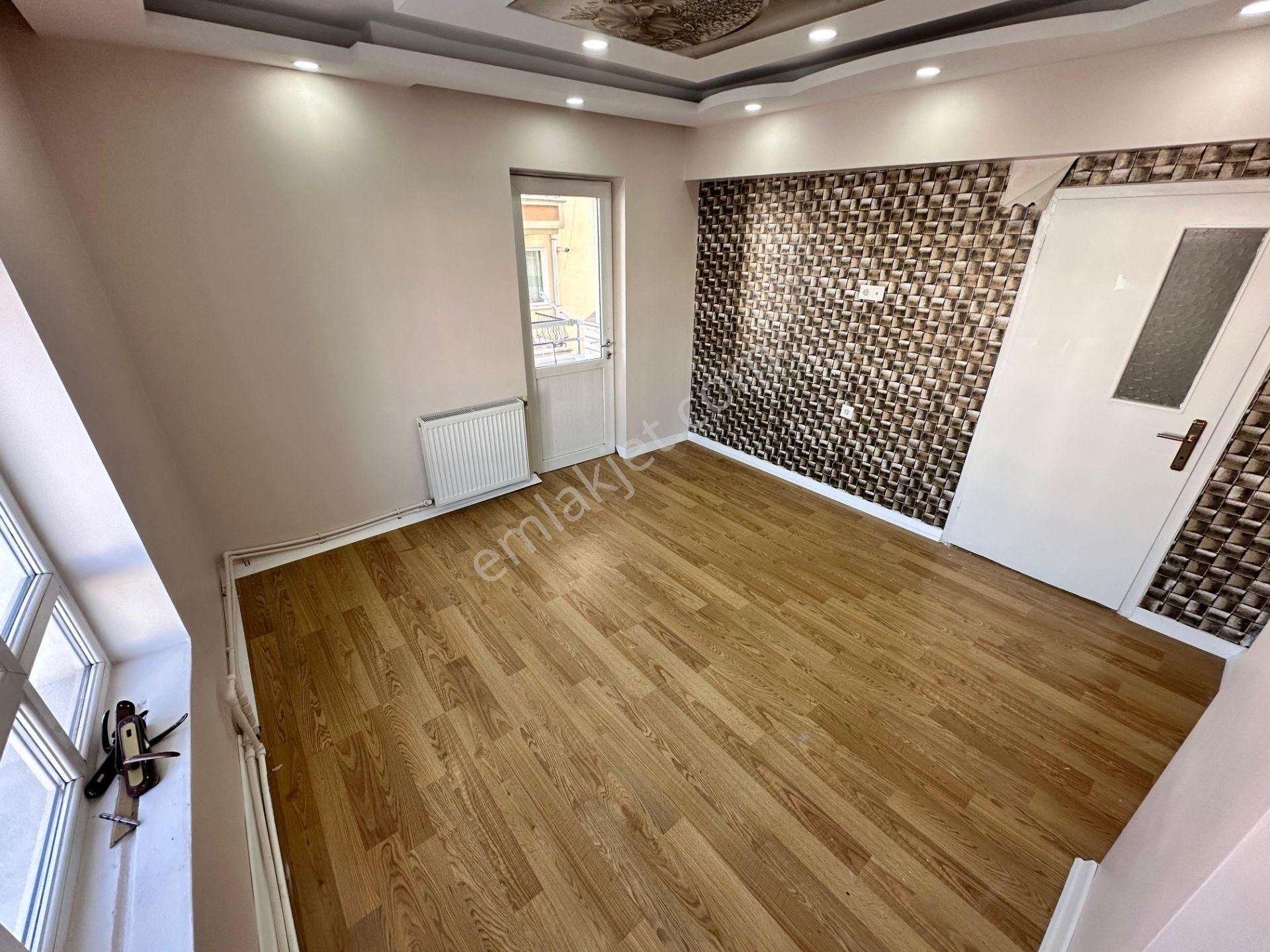 Keçiören De Ana Cadde Üzeri Katta Ful Yapılı 3+1 Daire - Görsel 21