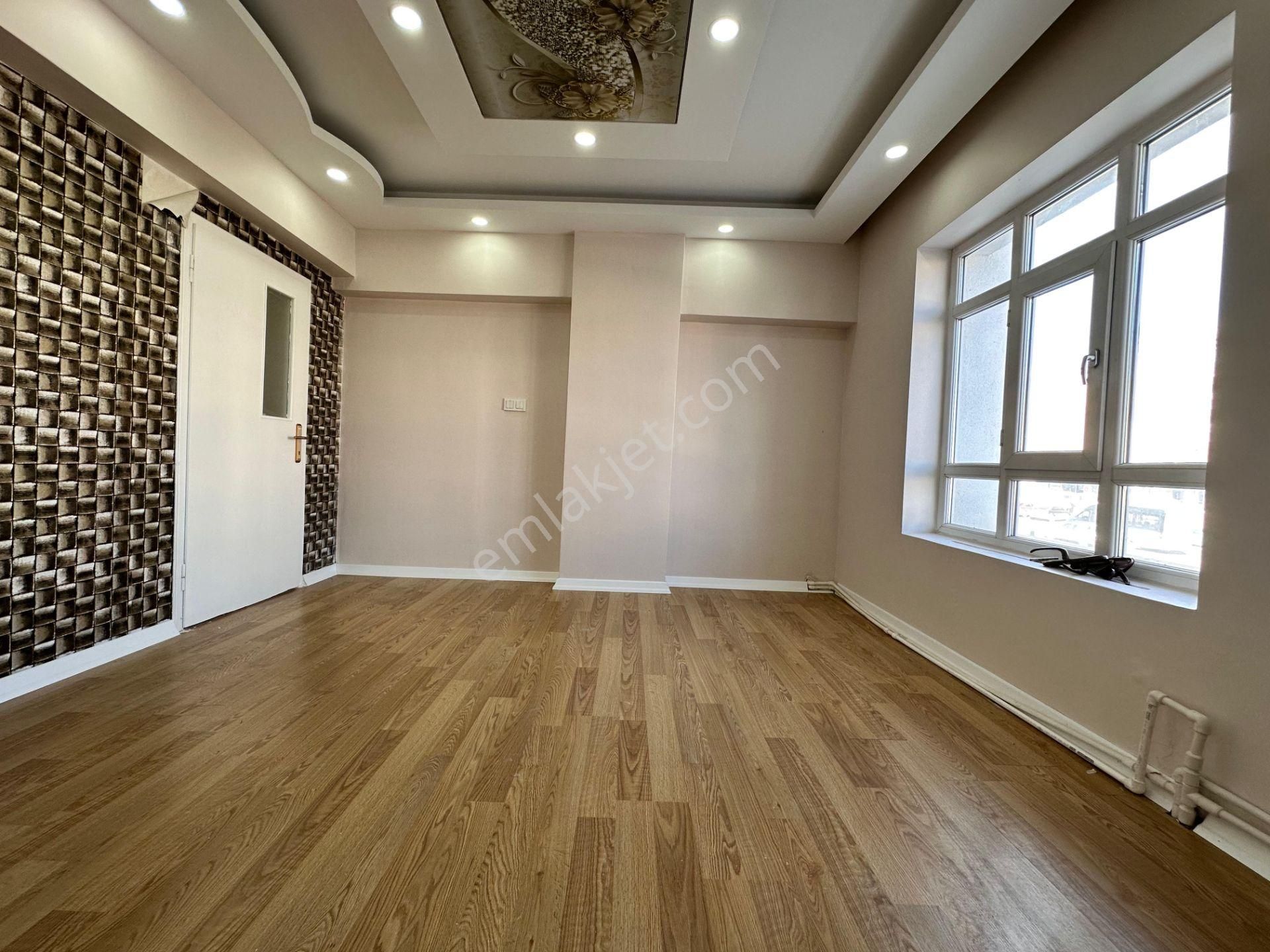 Keçiören De Ana Cadde Üzeri Katta Ful Yapılı 3+1 Daire - Görsel 27