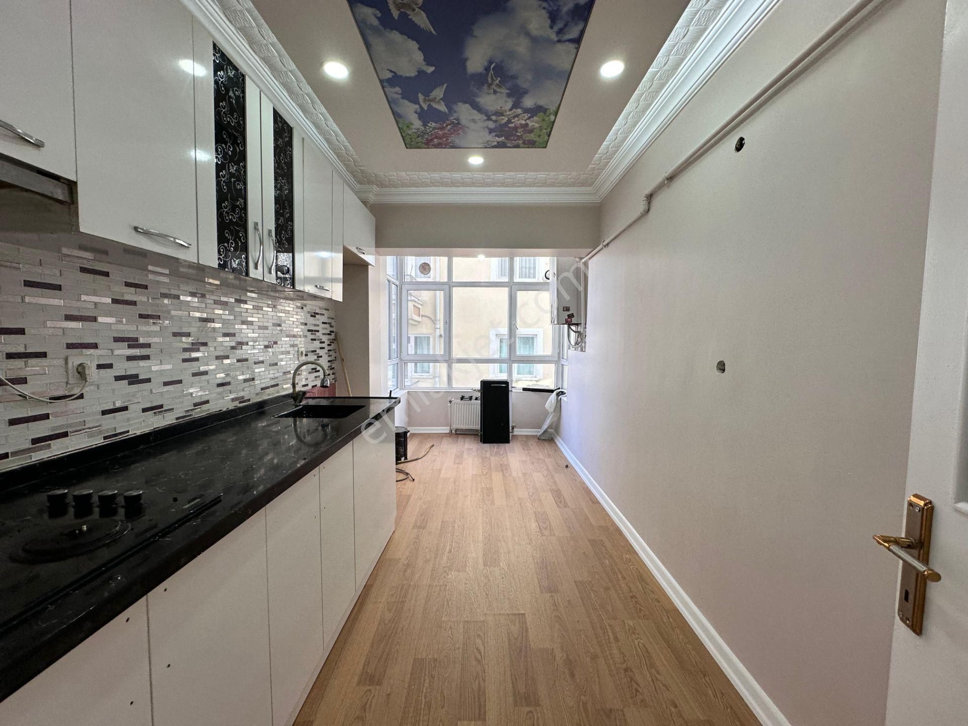 Keçiören De Ana Cadde Üzeri Katta Ful Yapılı 3+1 Daire