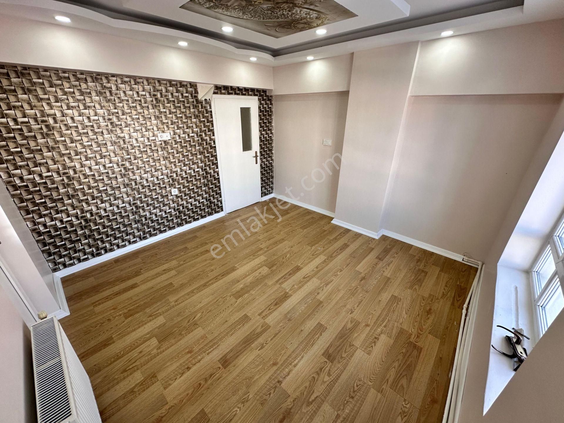 Keçiören De Ana Cadde Üzeri Katta Ful Yapılı 3+1 Daire - Görsel 23