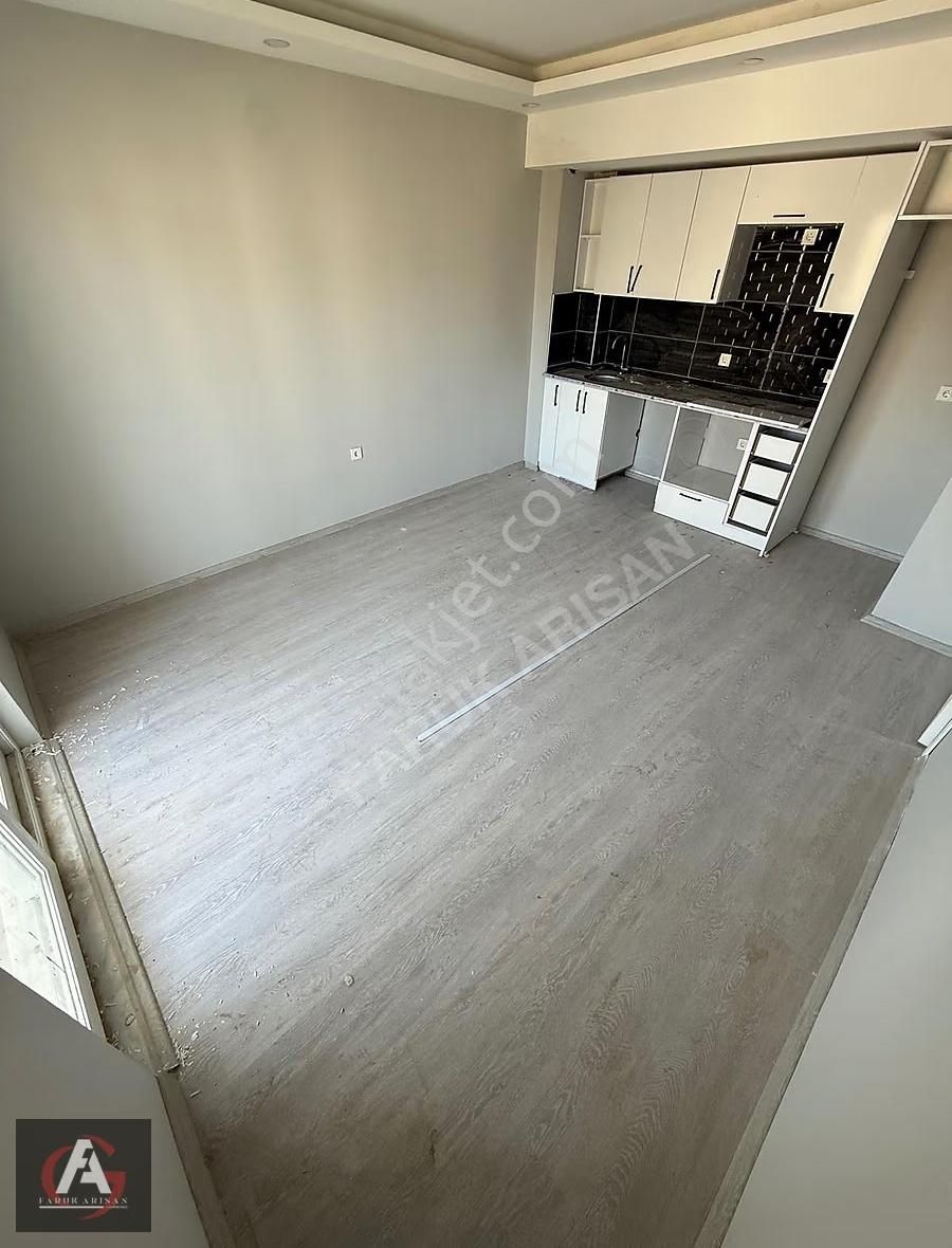 Faruk Arısan'dan Merkezi Konumda Oturuma Hazır Geniş 1+1 Daire - Görsel 15