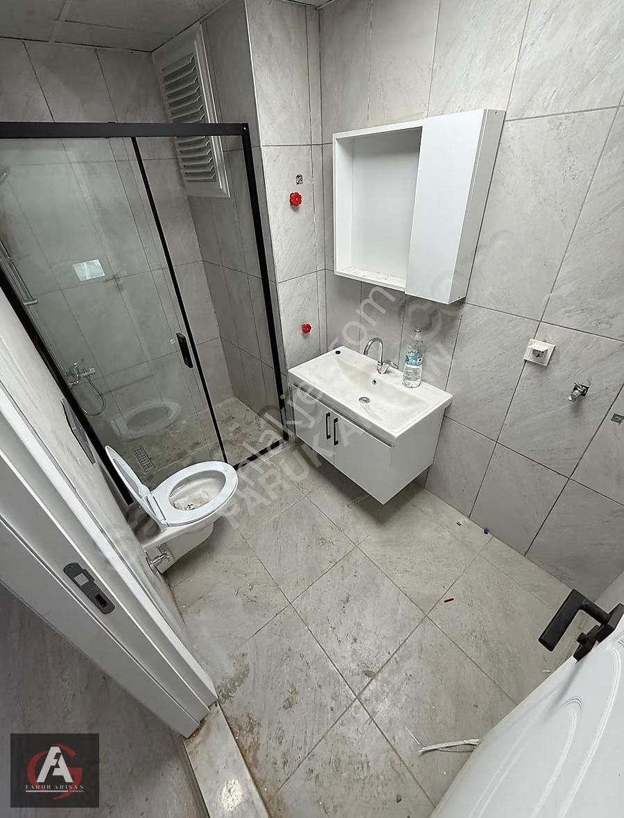 Faruk Arısan'dan Merkezi Konumda Oturuma Hazır Geniş 1+1 Daire - Görsel 4