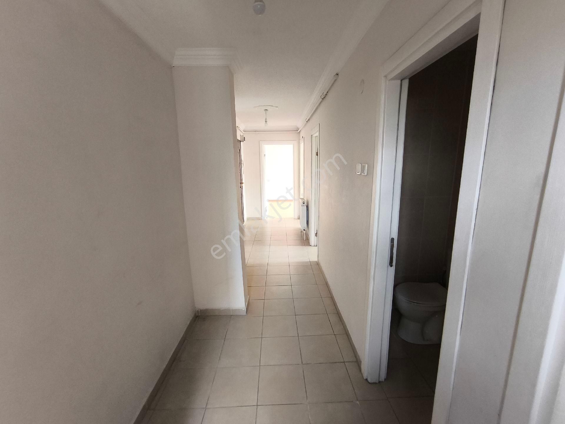 Beylikdüzü Büyükşehir Mahallesinde 3+1 Kiralık Daire - Görsel 9