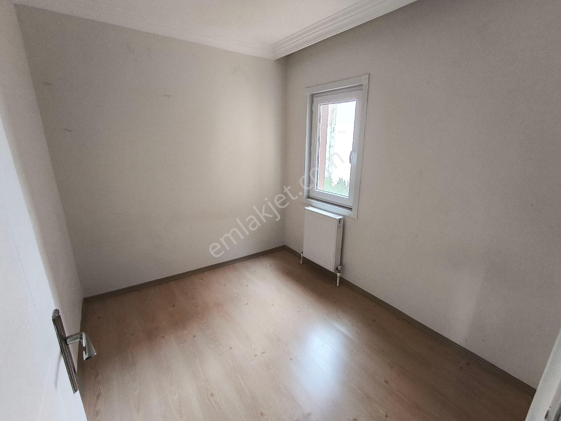 Beylikdüzü Büyükşehir Mahallesinde 3+1 Kiralık Daire - Görsel 4