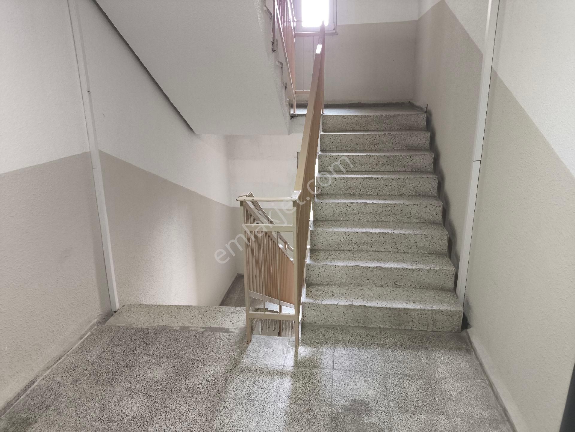 Beylikdüzü Büyükşehir Mahallesinde 3+1 Kiralık Daire - Görsel 20