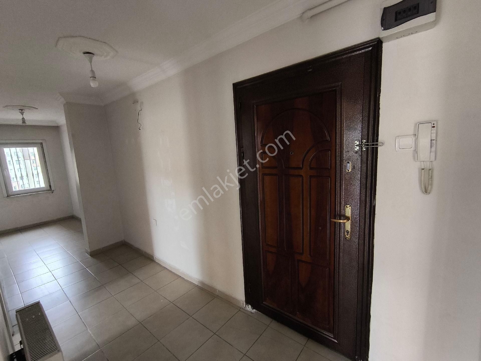 Beylikdüzü Büyükşehir Mahallesinde 3+1 Kiralık Daire - Görsel 15