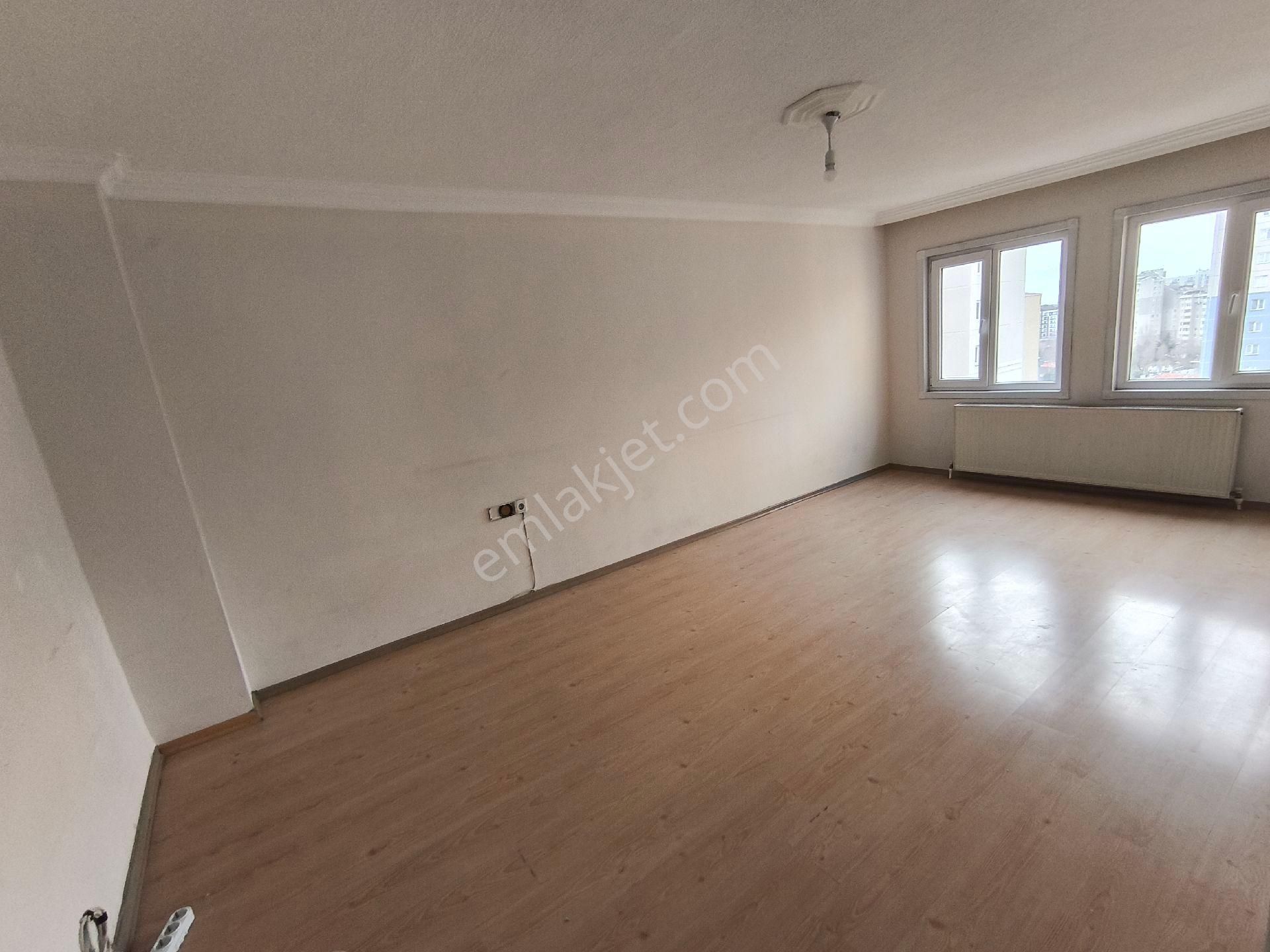 Beylikdüzü Büyükşehir Mahallesinde 3+1 Kiralık Daire - Görsel 13