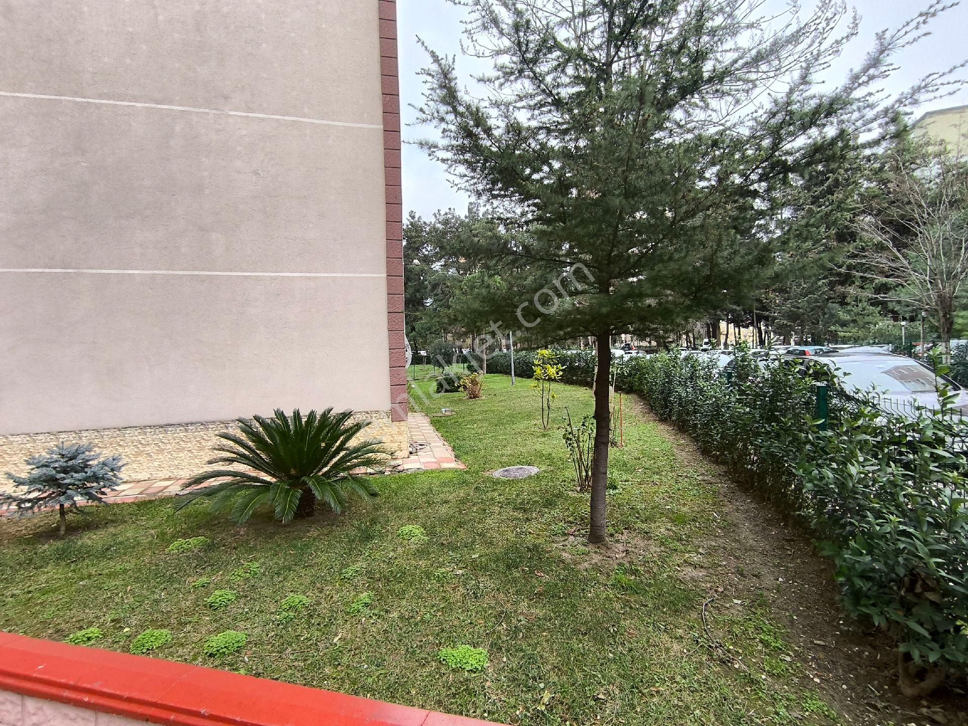 Beylikdüzü Büyükşehir Mahallesinde 3+1 Kiralık Daire - Görsel 27