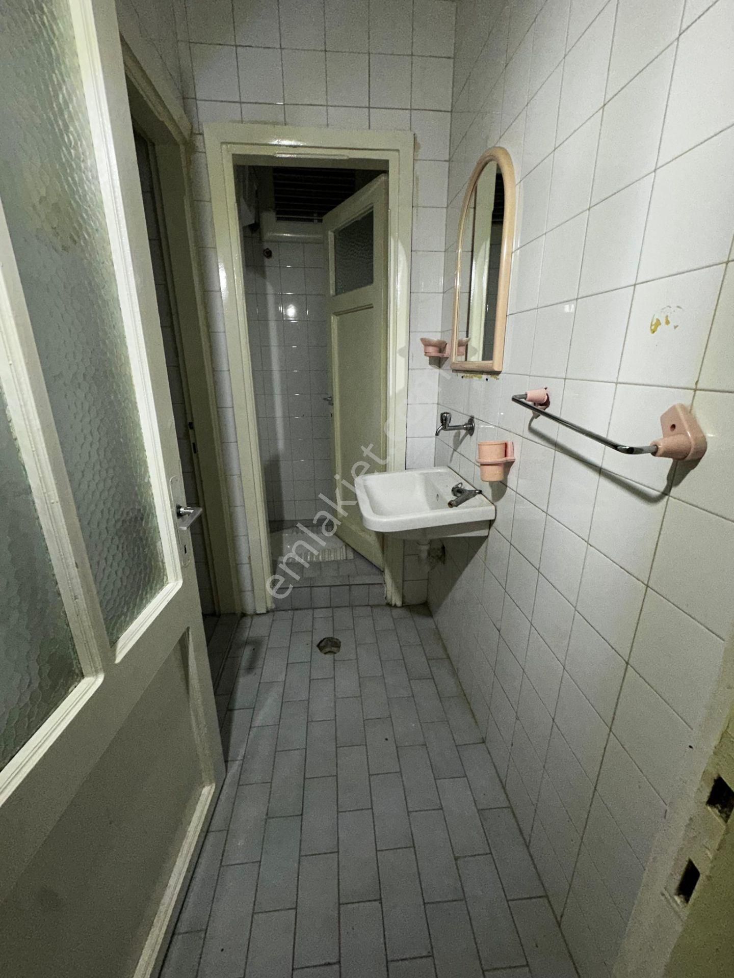 Turgutlu Kiralık Altay Mah 120m2 3+1 Oda 3. Kat Doğalgazlı Balkonlu Daire - Görsel 17