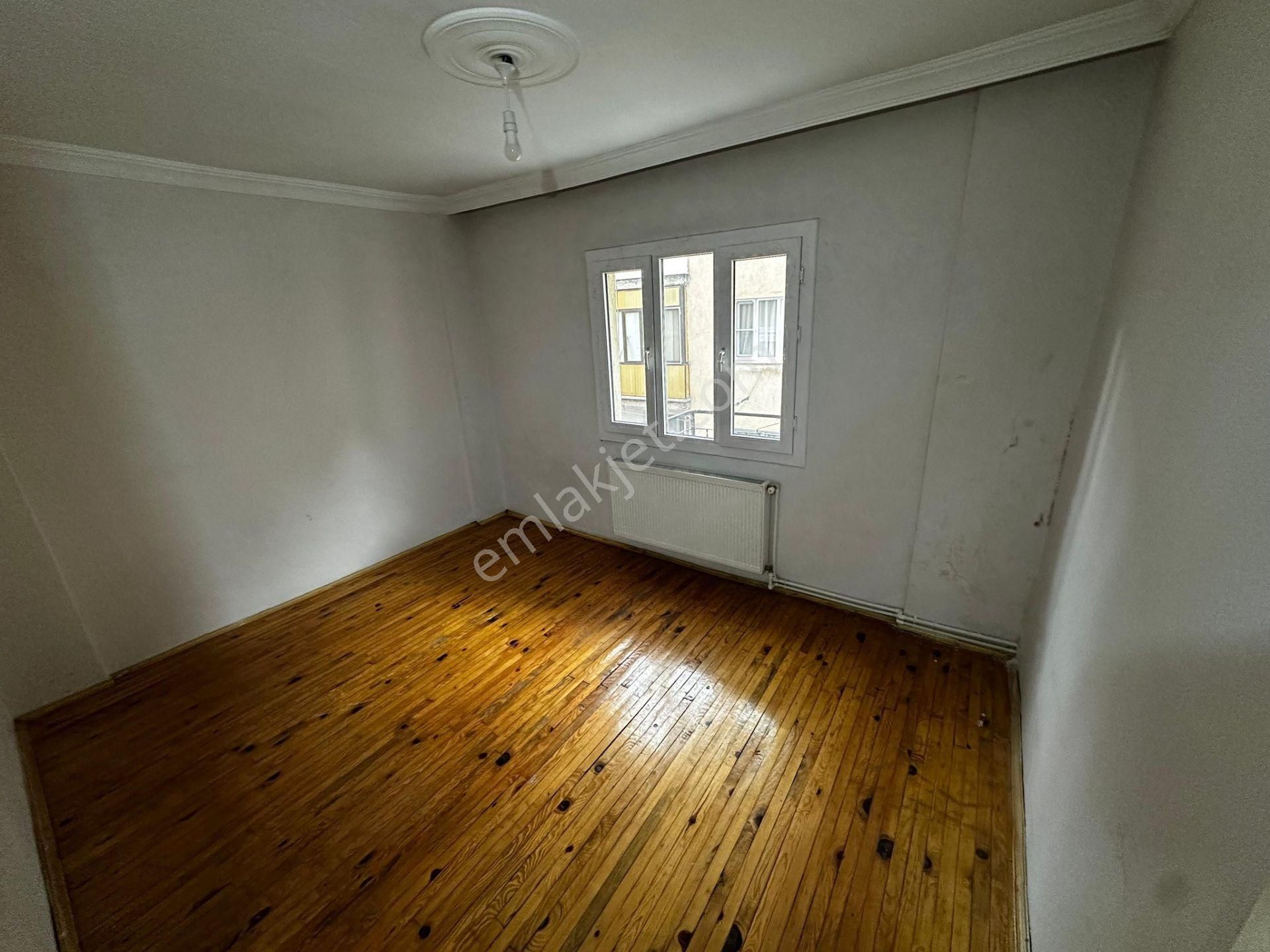 Turgutlu Kiralık Altay Mah 120m2 3+1 Oda 3. Kat Doğalgazlı Balkonlu Daire - Görsel 12