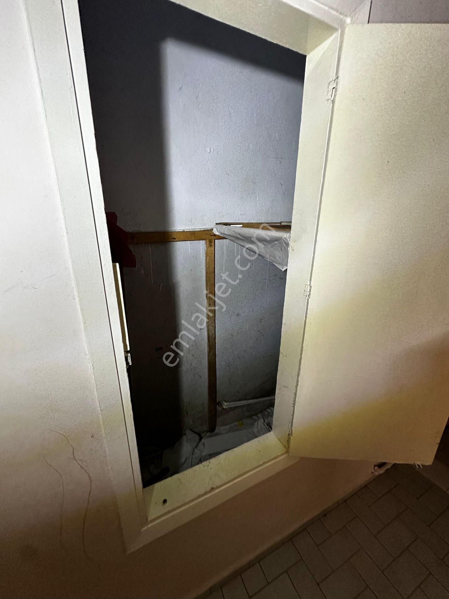 Turgutlu Kiralık Altay Mah 120m2 3+1 Oda 3. Kat Doğalgazlı Balkonlu Daire - Görsel 16