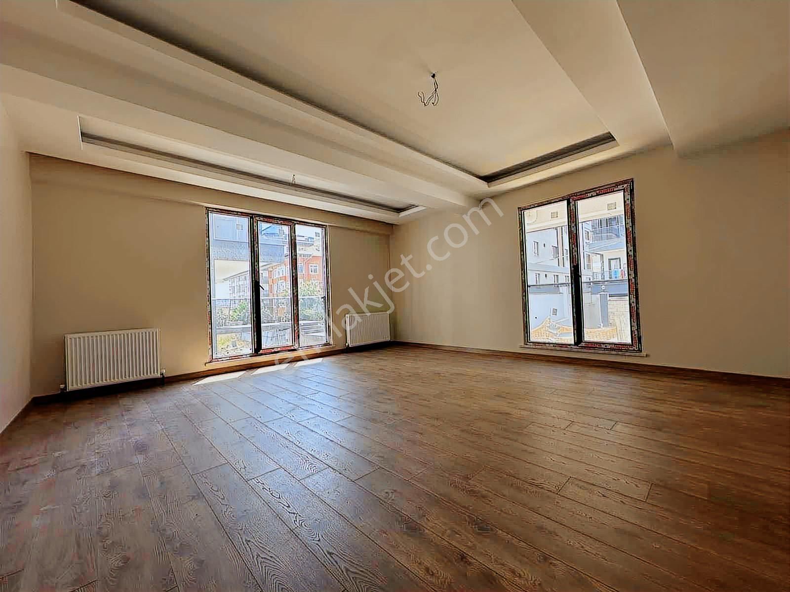 Bahçelievler Mh. Butik Sitede Uygun Fiyata Geniş 2+1 Daire