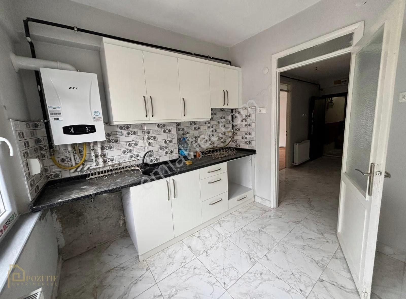 Pozitif'ten Yalı Mahallesinde Merkezi Konumda 2+1 Kiralık Daire - Görsel 8