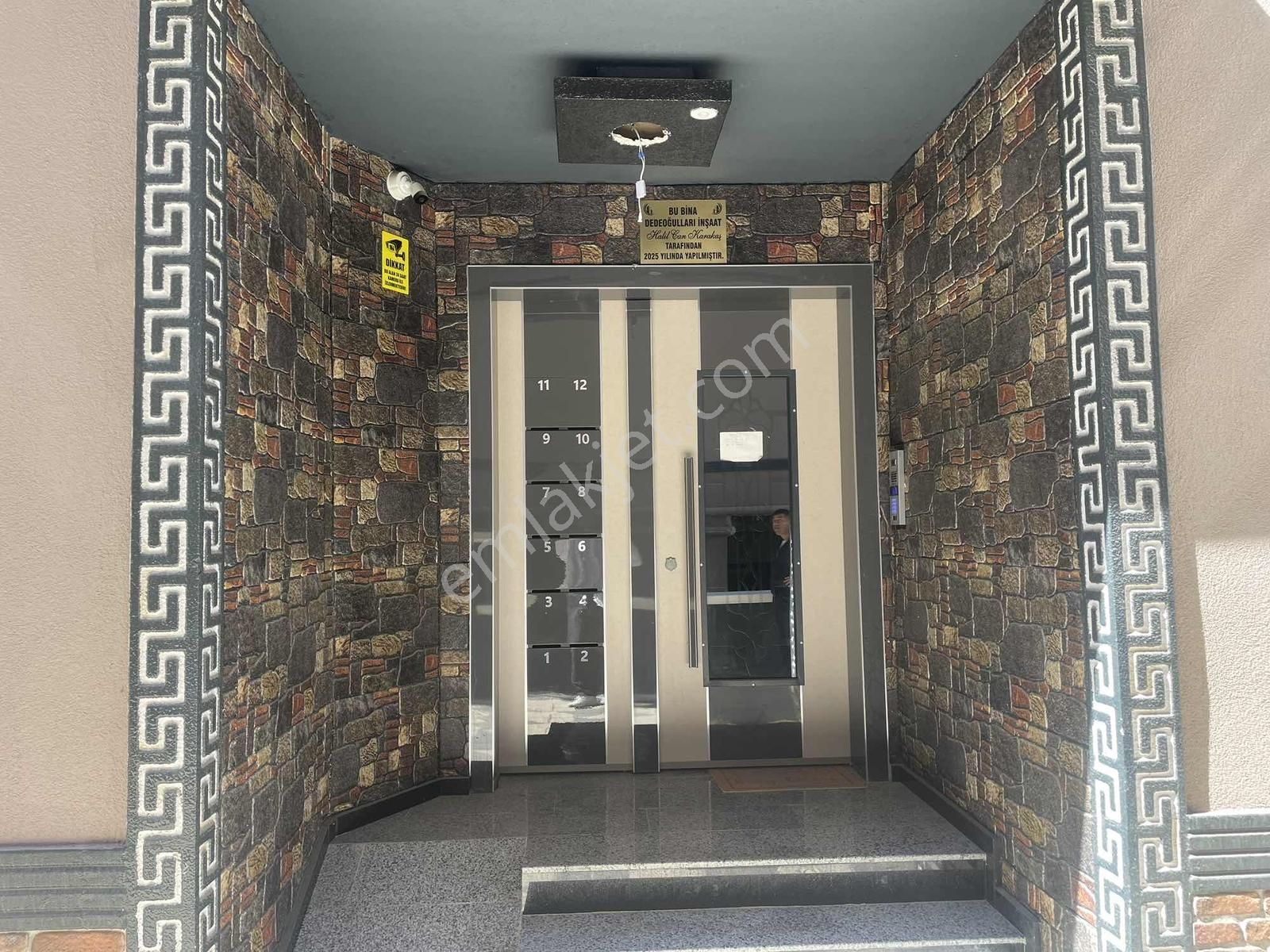 Altın Emlak'tan İncek'de1+1 Satılık Ara Kat Ön Cephe - Görsel 32