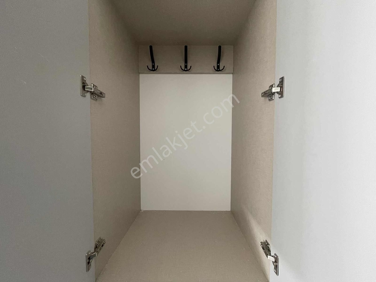 Altın Emlak'tan İncek'de1+1 Satılık Ara Kat Ön Cephe - Görsel 11