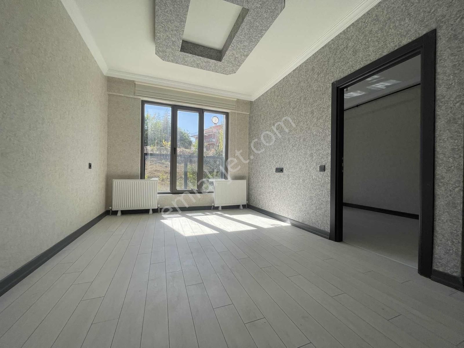 Altın Emlak'tan İncek'de1+1 Satılık Ara Kat Ön Cephe - Görsel 13