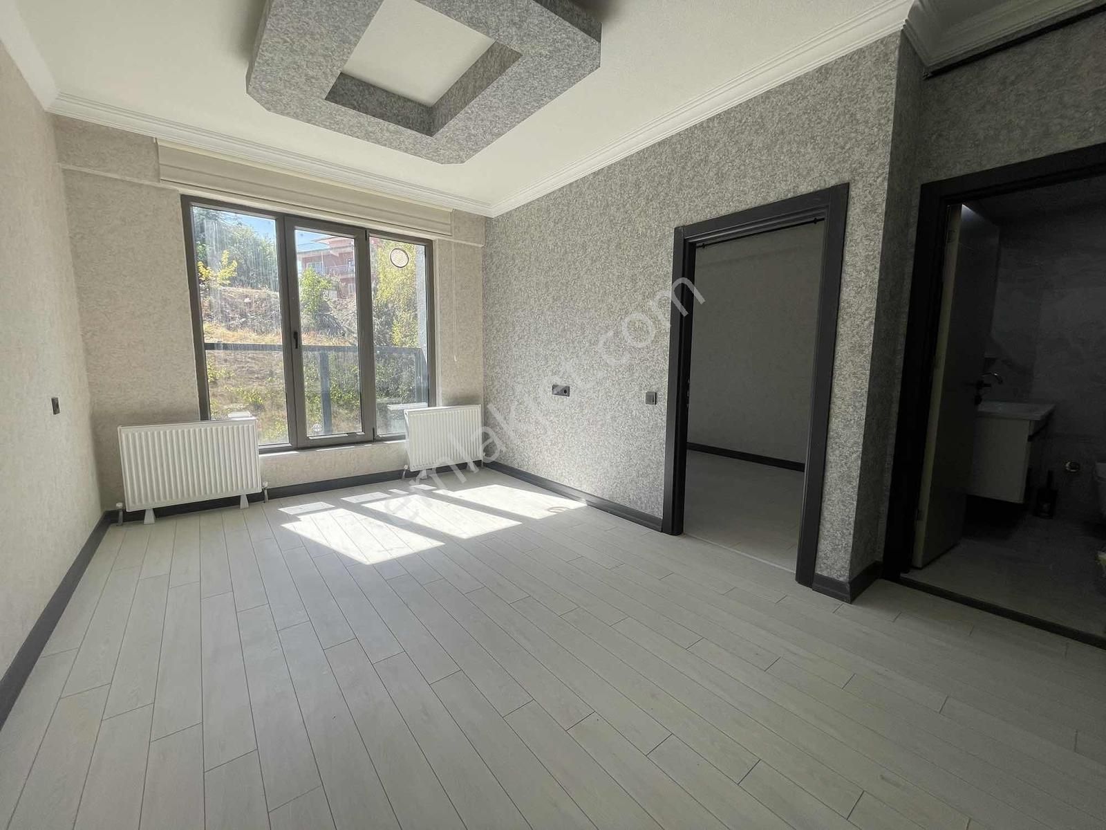 Altın Emlak'tan İncek'de1+1 Satılık Ara Kat Ön Cephe - Görsel 22