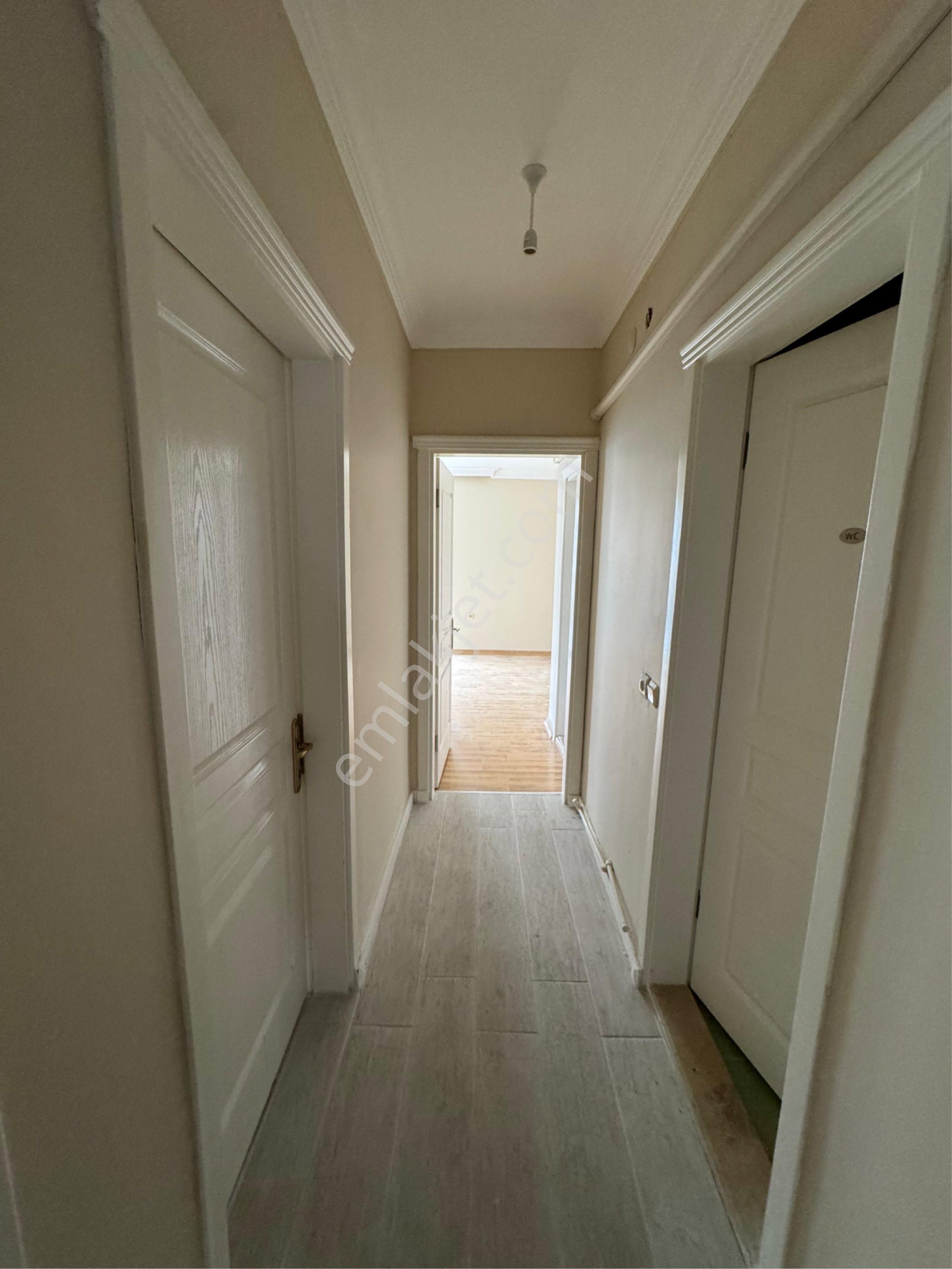 Kuşadasında 3+1 Havuzlu Sitede Kapalı Mutfaklı Satılık Daire - Görsel 18