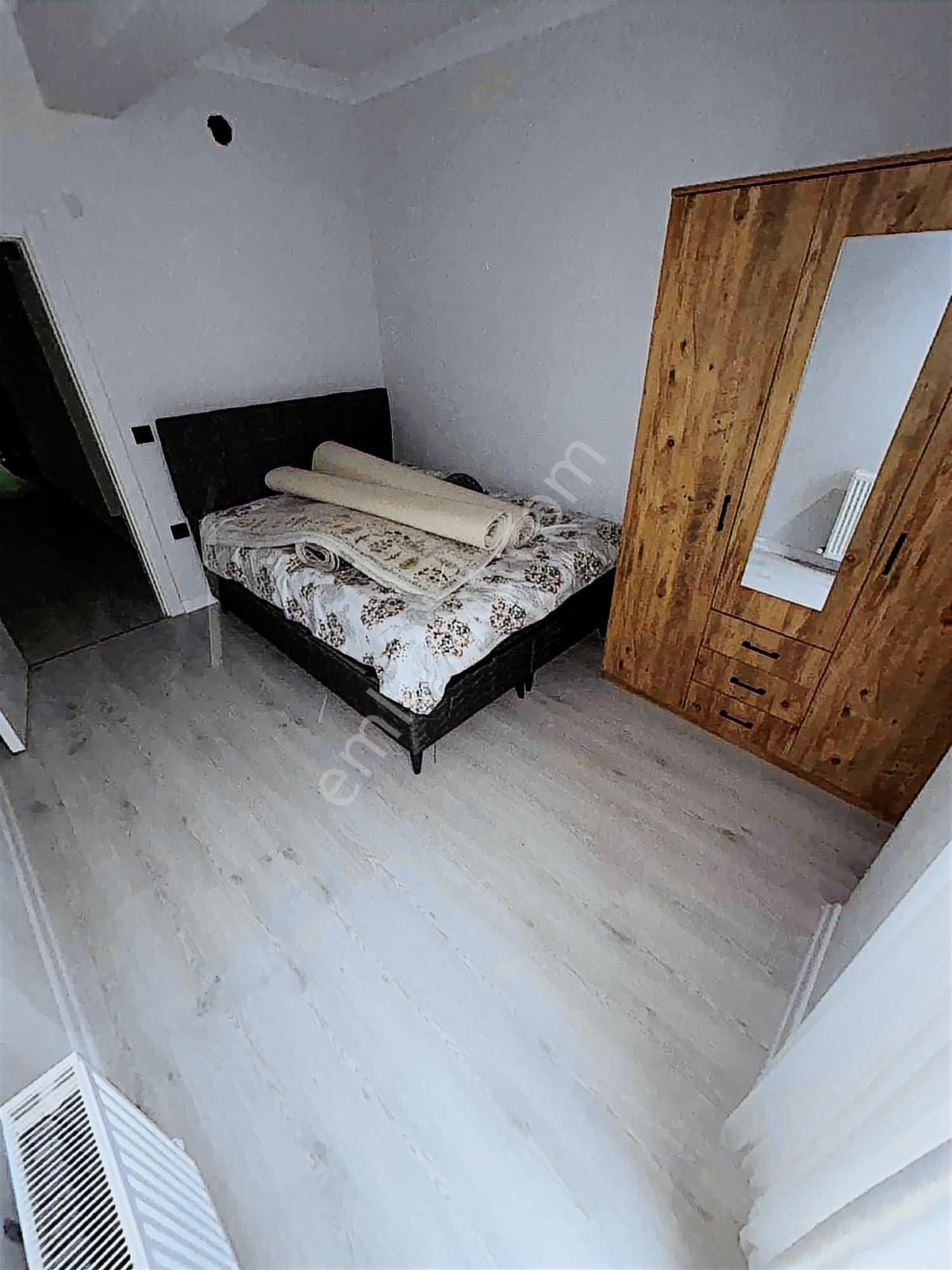 Prestij Emlaktan Gömeç Kemalpaşa Mah. Eşyalı 1+1 Satılık Daire - Görsel 2