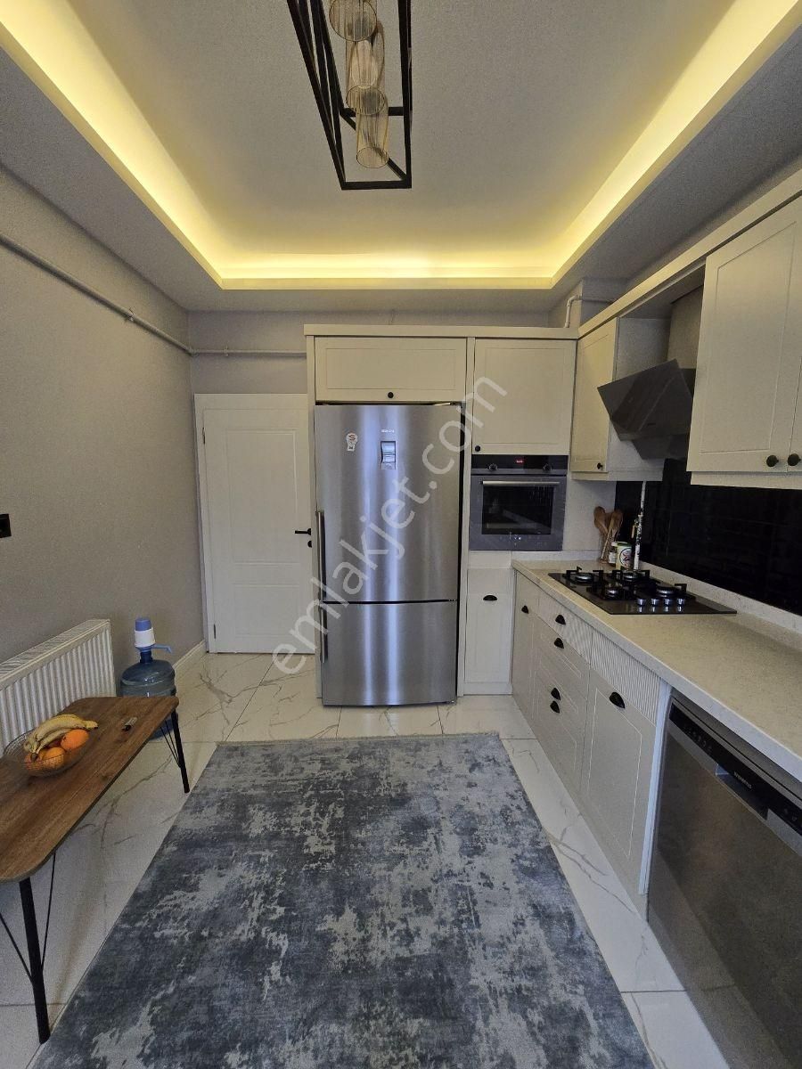 Komple Satılık 3 Daırelı Mustakıl Ev 470m2 Arsalı Super Konumda - Görsel 3