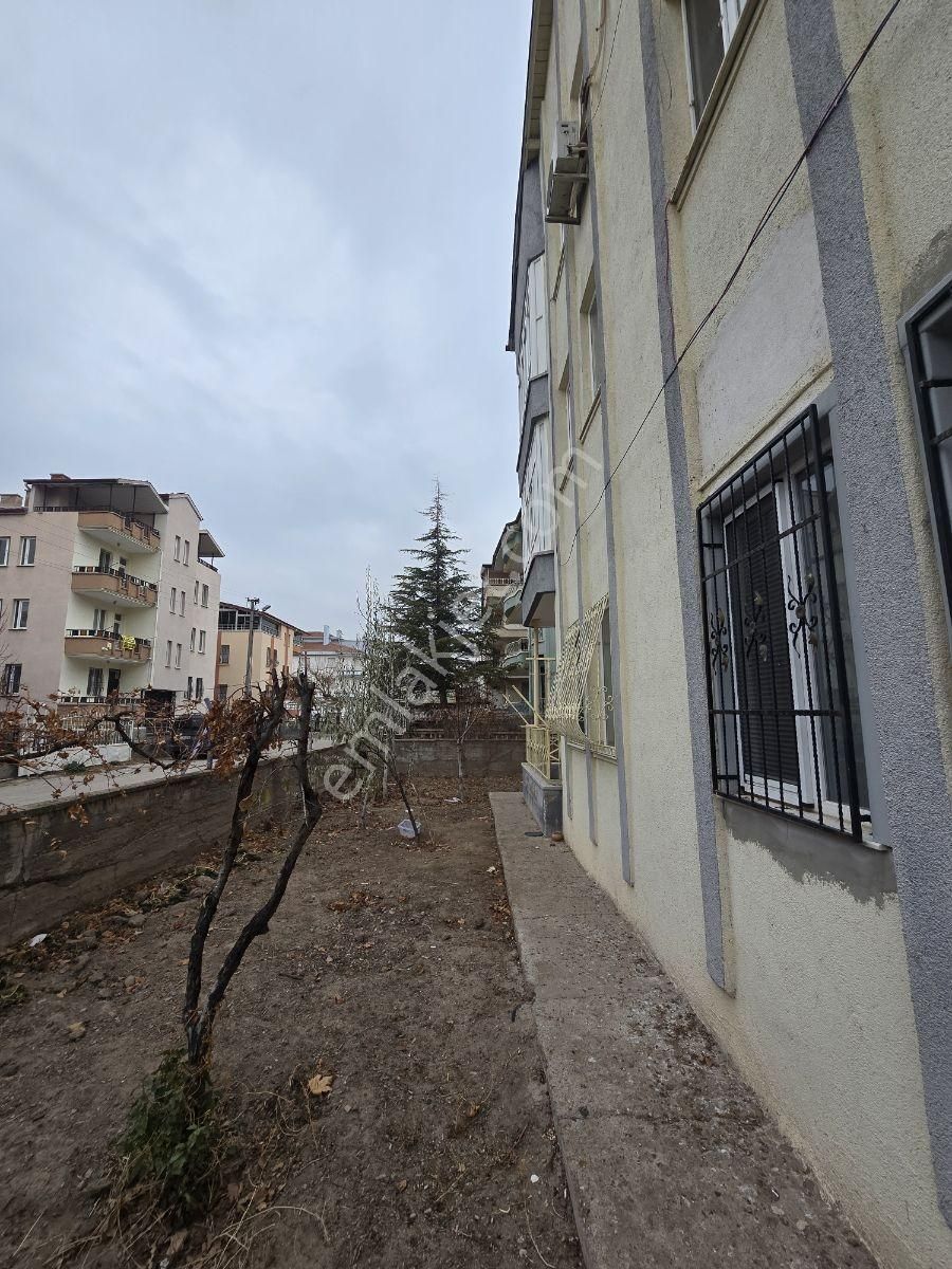 Komple Satılık 3 Daırelı Mustakıl Ev 470m2 Arsalı Super Konumda - Görsel 8