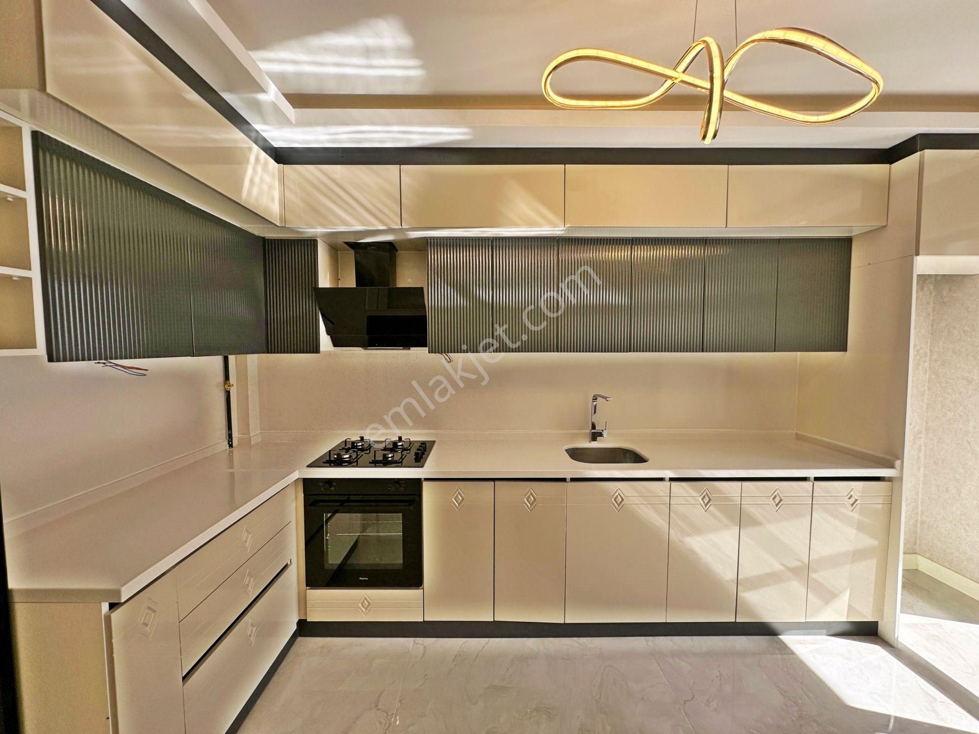 Özçeliklerden Haftanın Fırsat Dairesi Full Yapılı Emsalsiz 3+1