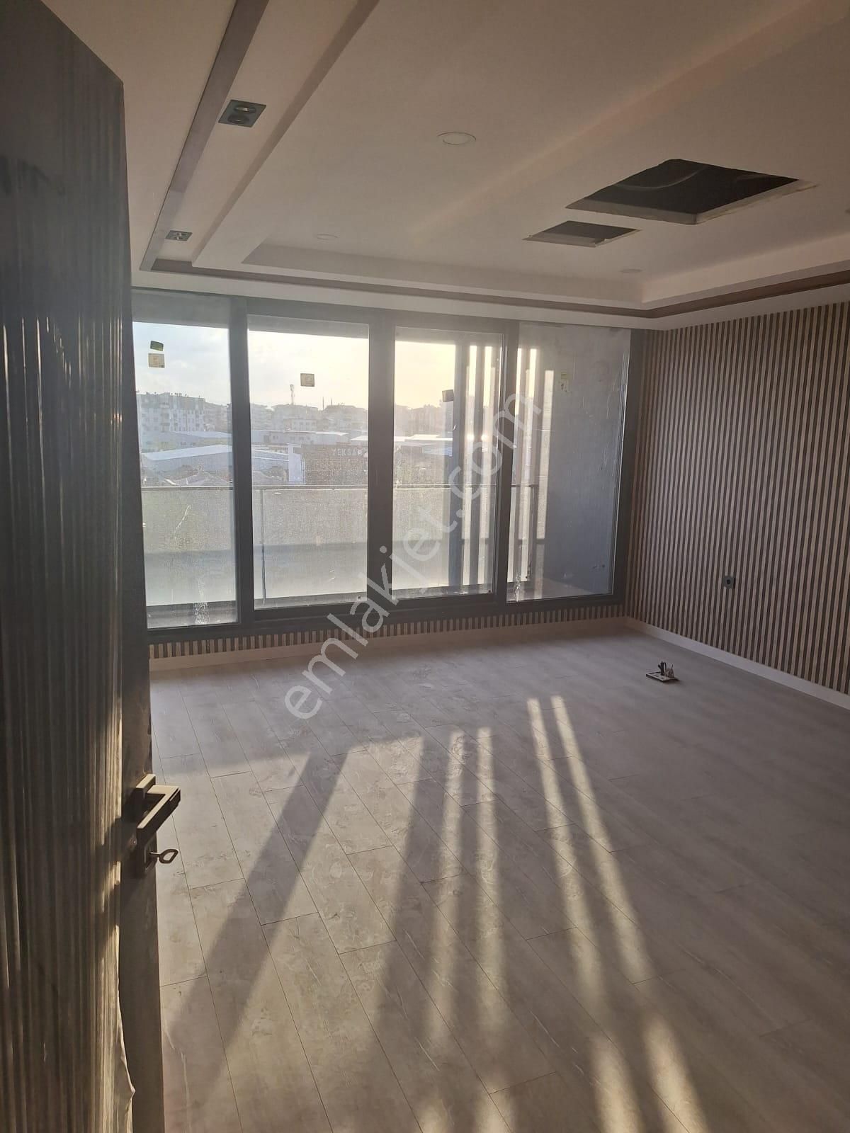 Yıldız Ofice'de Kiralık Merkezi Konumda Lüx Büro - Görsel 2