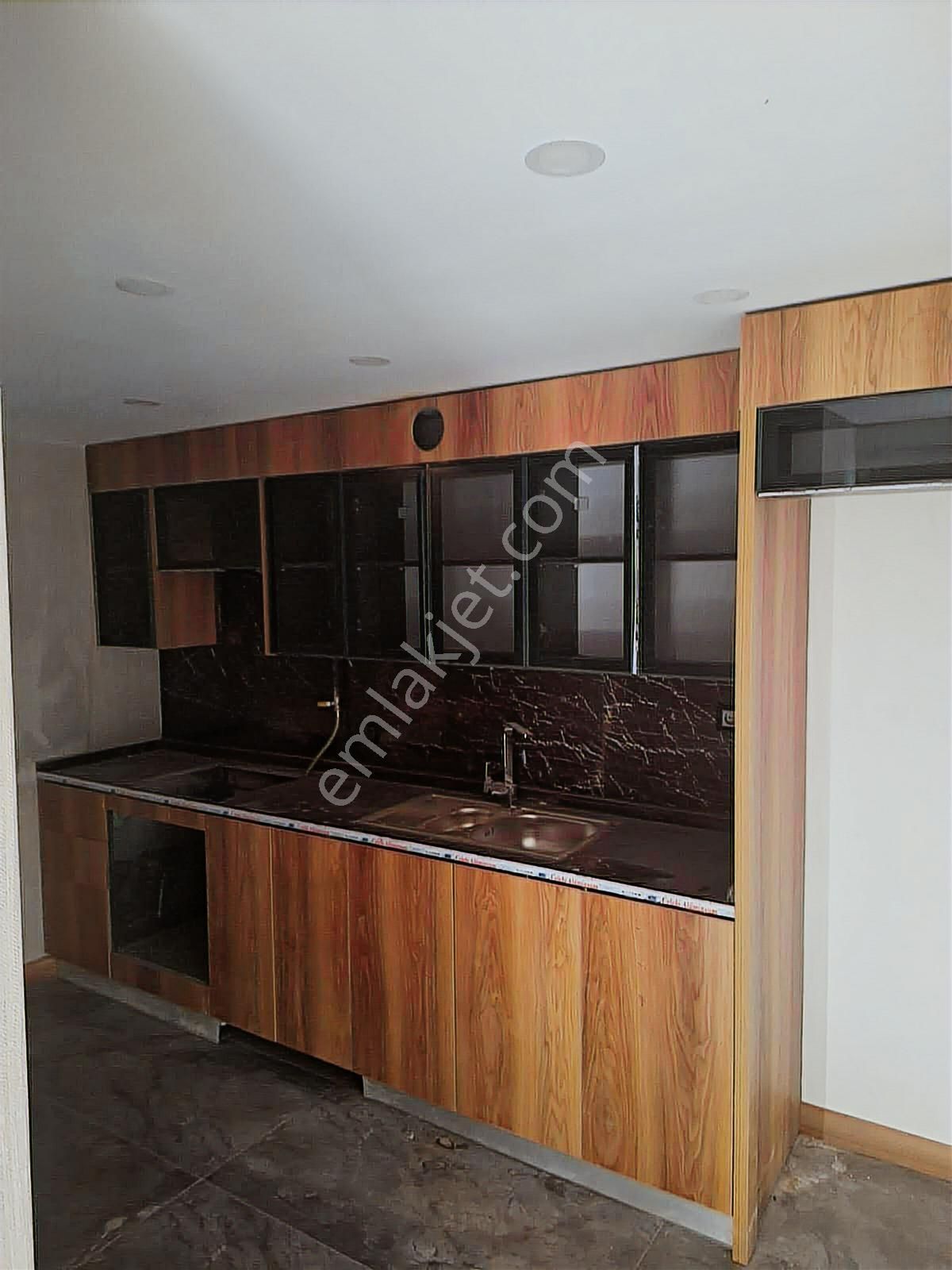 Yıldız Ofice'de Kiralık Merkezi Konumda Lüx Büro - Görsel 8