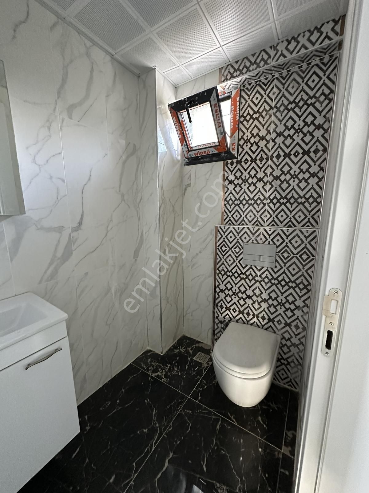 Foça'nın Kalbinde Taşınmaya Hazır, Boş Ve Sıfır Tripleks Villa - Görsel 23