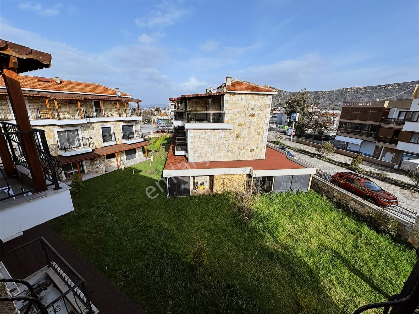 Foça'nın Kalbinde Taşınmaya Hazır, Boş Ve Sıfır Tripleks Villa - Görsel 7