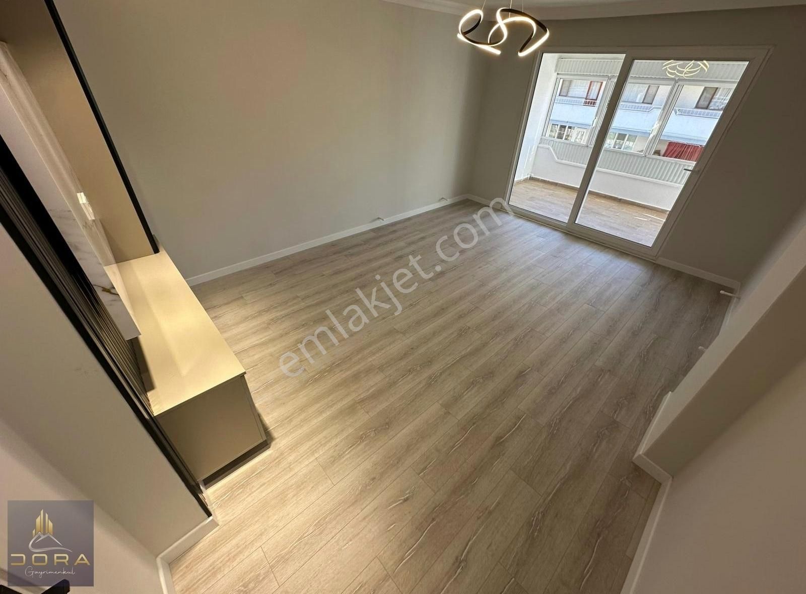 Dora Dan Akçayda Denize Yakın Ara Kat Ön Cephe 2+1 Yapılı Daire - Görsel 17