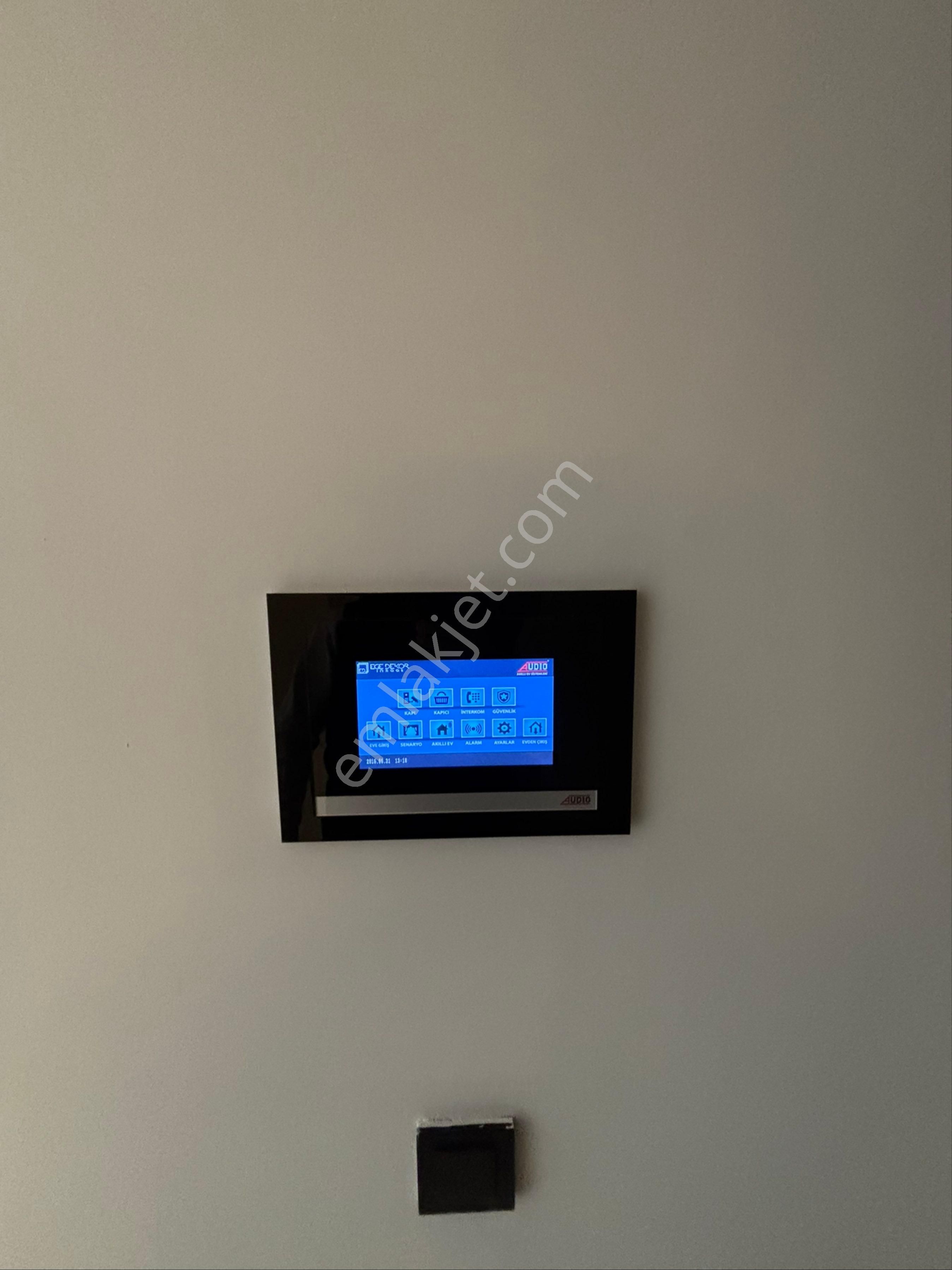 Kuşadasında Merkezde Düz Ayak 3+1 Lüks Modern Satılık Geniş Daire - Görsel 23