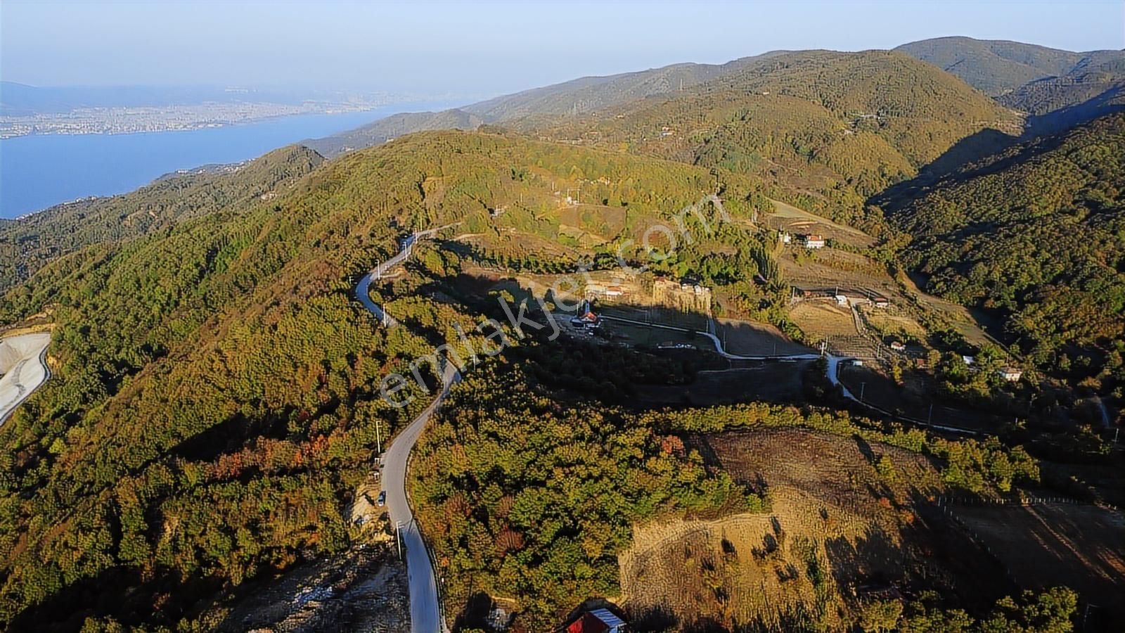 Acill Satılık Ereğlide Güzel Konumda 9600 M2 Tarla