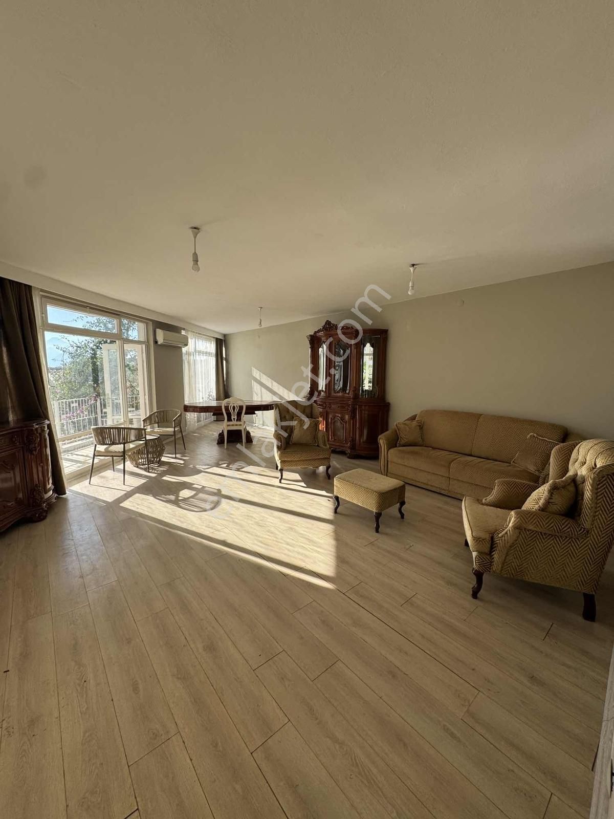 Kaleiçi'nde 3+1 Deniz Manzaralı Eşyalı Kiralık - Görsel 12