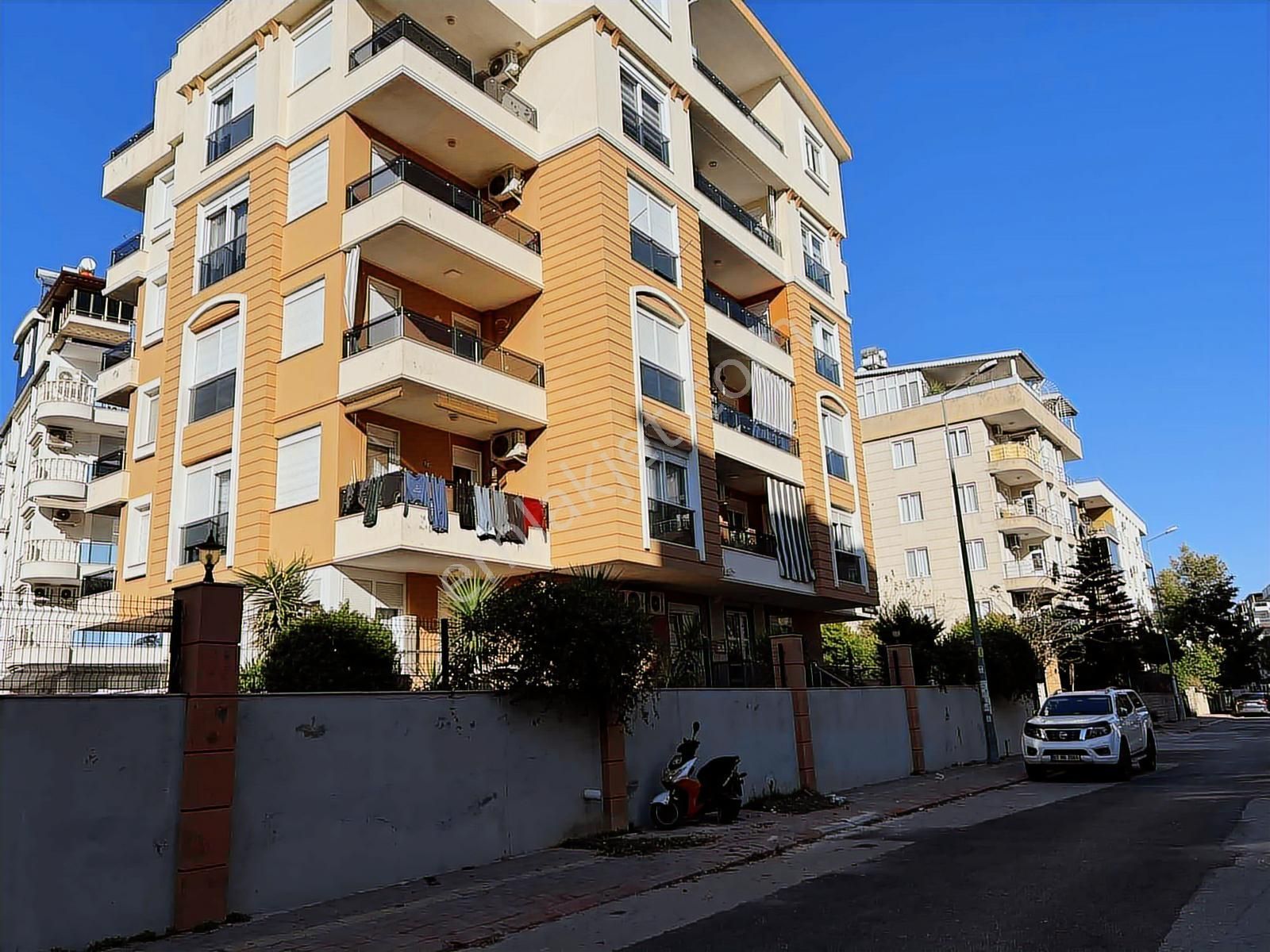 Konyaaltı Hurma'da Satılık 2+1 Ayrı Mutfak Havuzlu Daire - Görsel 11