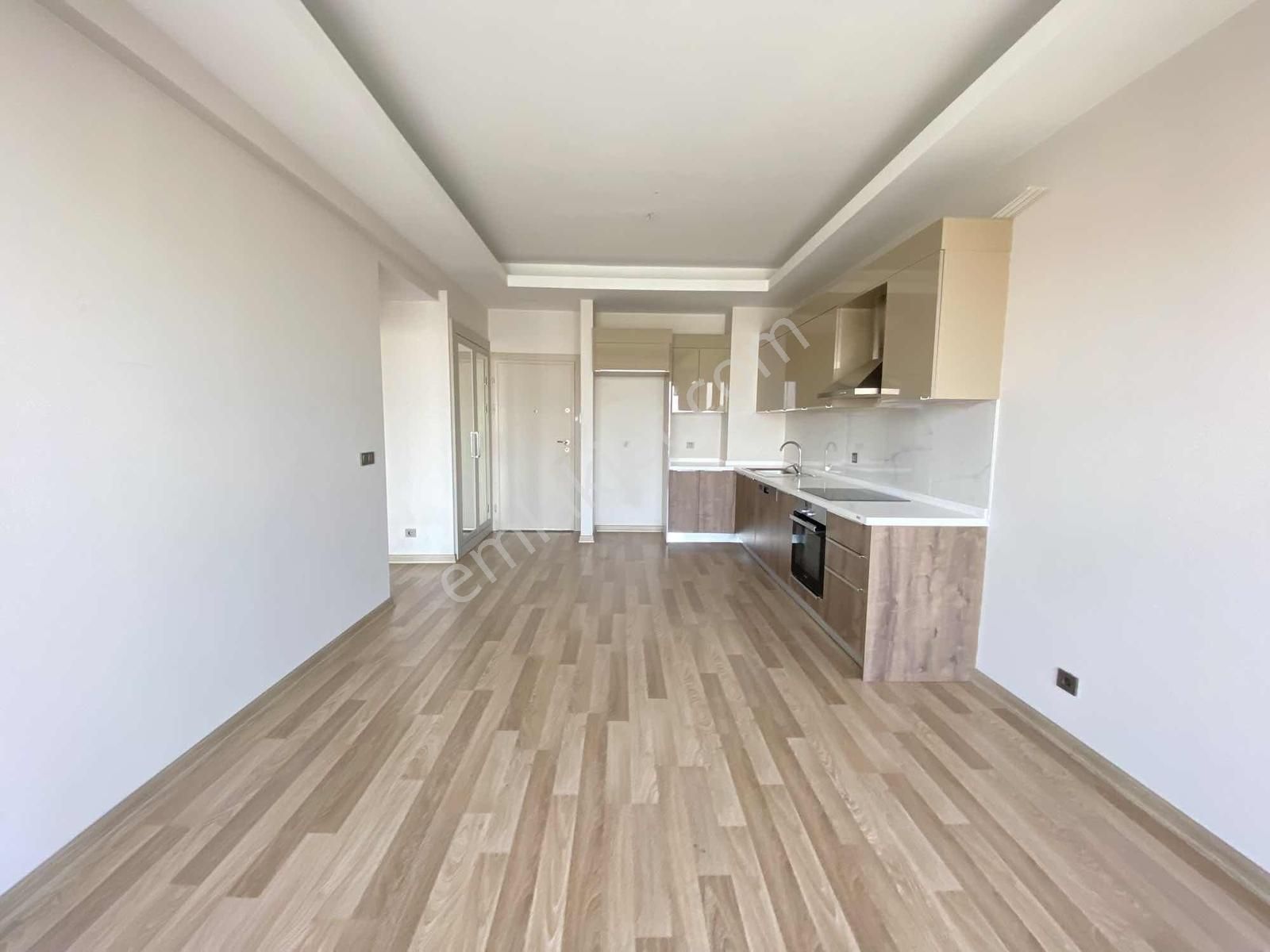 Güneşbahçe Evleri Kiralık 1+1 75 M2 Cadde Cephe Balkonlu Klimalı - Görsel 8