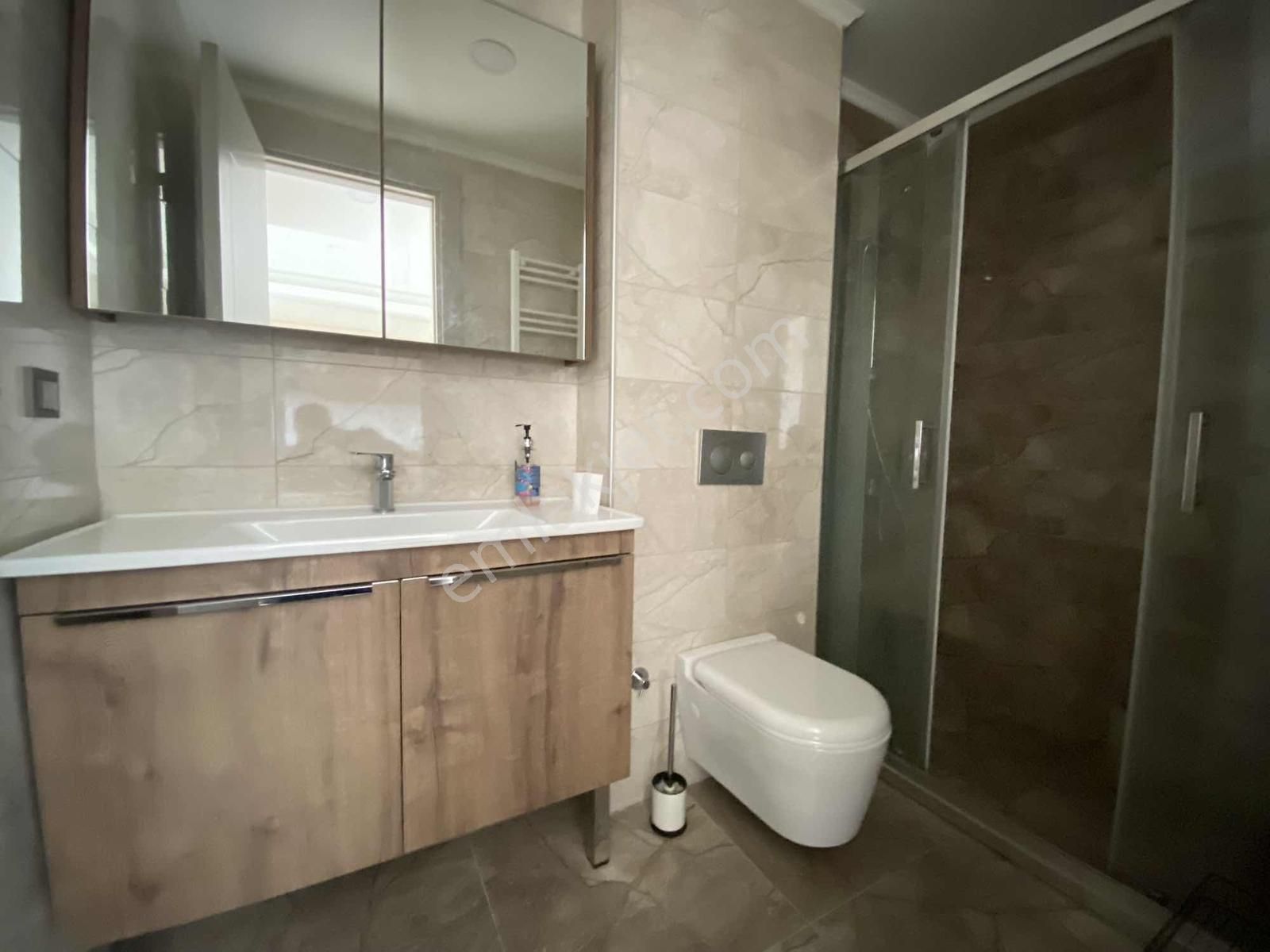 Güneşbahçe Evleri Kiralık 1+1 75 M2 Cadde Cephe Balkonlu Klimalı - Görsel 2