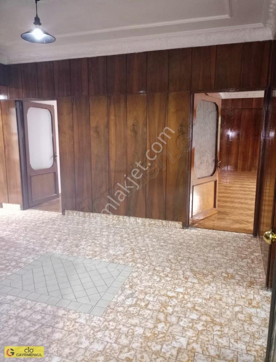 Cio Gayrimenkul'den Stadyum Cadde Üstü Kiralık 3+1 Daire - Görsel 2