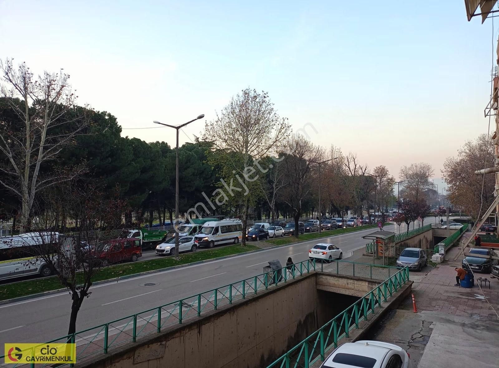 Cio Gayrimenkul'den Stadyum Cadde Üstü Kiralık 3+1 Daire - Görsel 3