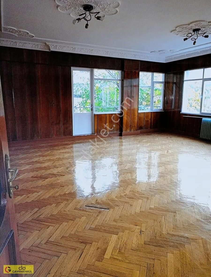 Cio Gayrimenkul'den Stadyum Cadde Üstü Kiralık 3+1 Daire - Görsel 6