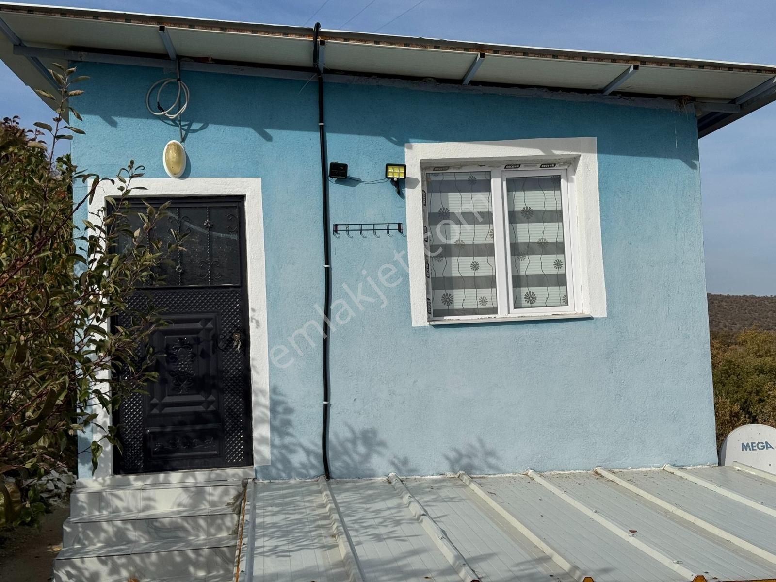 Köprübaşı'da Satılık Asfalt Üstü 4494 M2 Hobi Bahçeli Köy Evi - Görsel 26