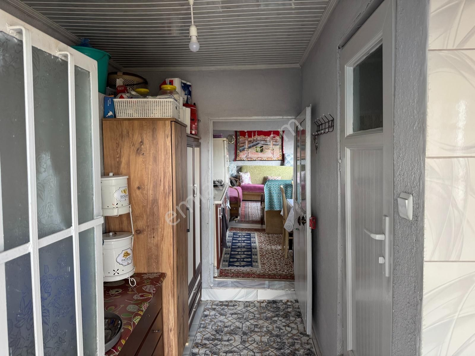 Köprübaşı'da Satılık Asfalt Üstü 4494 M2 Hobi Bahçeli Köy Evi - Görsel 24