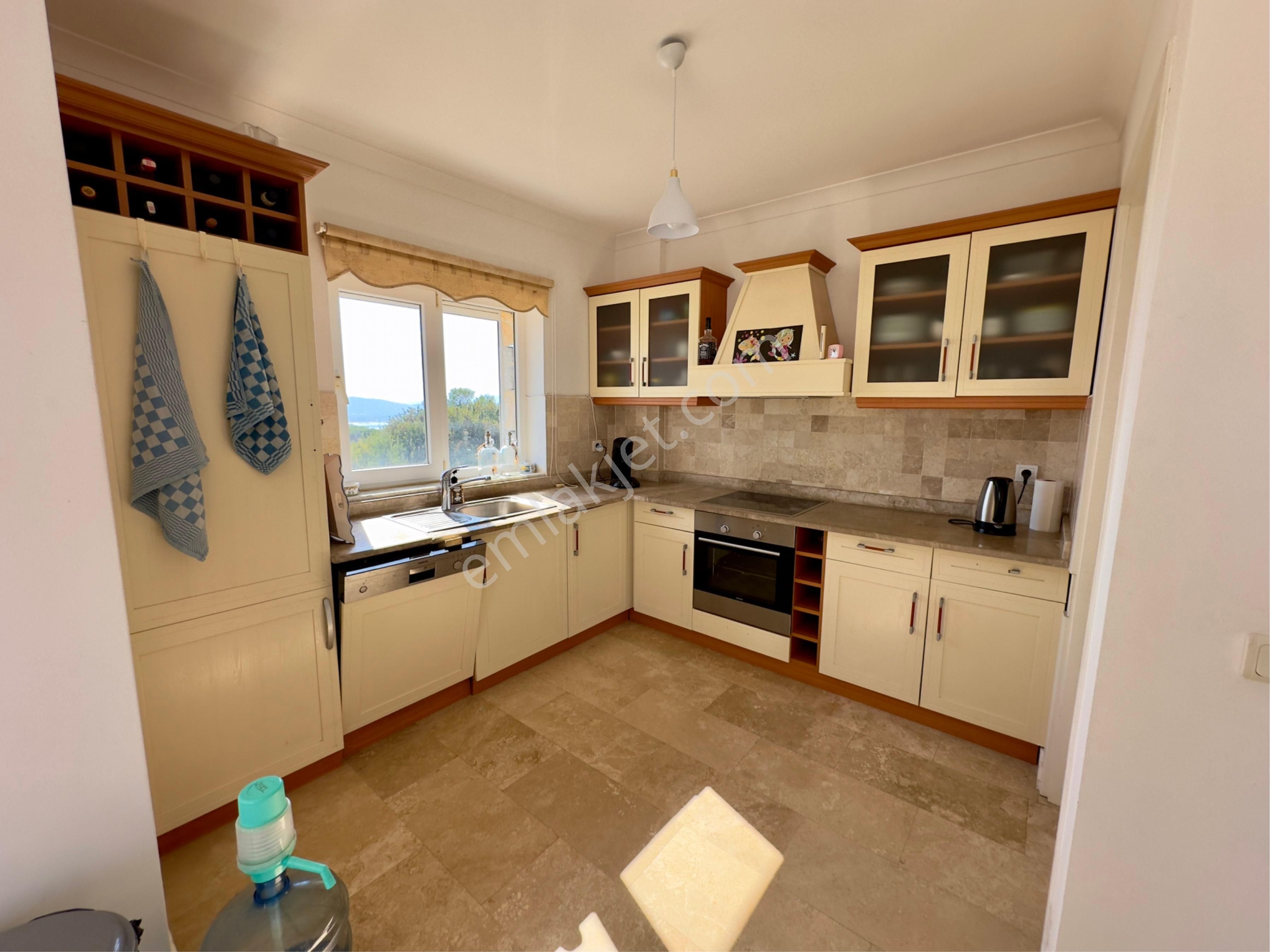 Deniz Manzaralı | Özel Havuzlu | Müstakil Villa – Milas Boğaziçi - Görsel 23