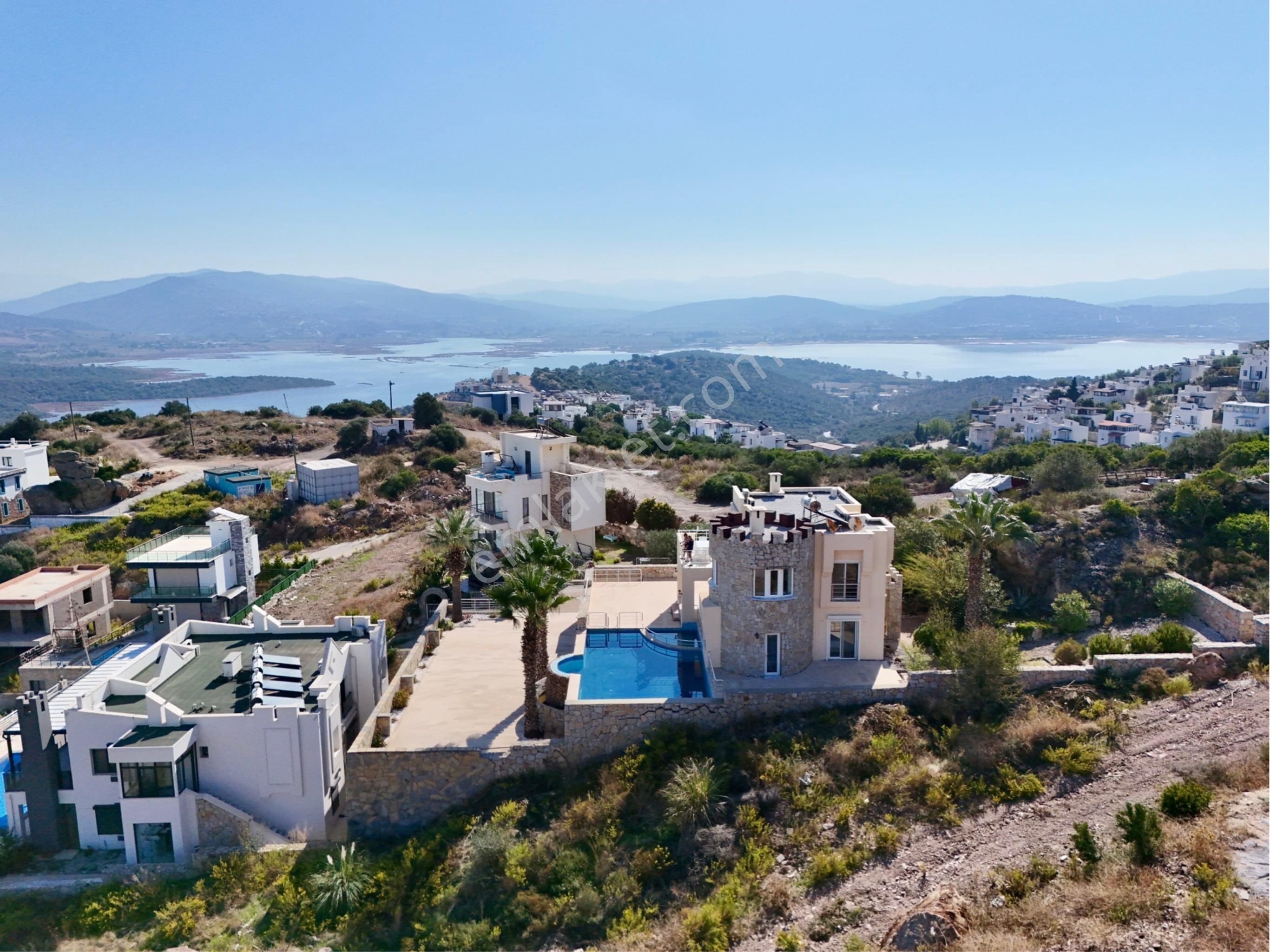 Deniz Manzaralı | Özel Havuzlu | Müstakil Villa – Milas Boğaziçi - Görsel 19