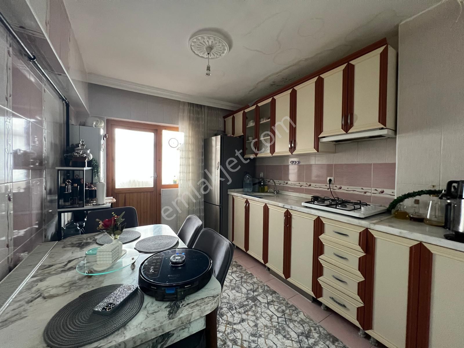 Hayal'den Malazgirt Mh^de Bağımsz Çift Balkonlu Geniş Ön Cp. 3+1 Fırsat Daire - Görsel 6