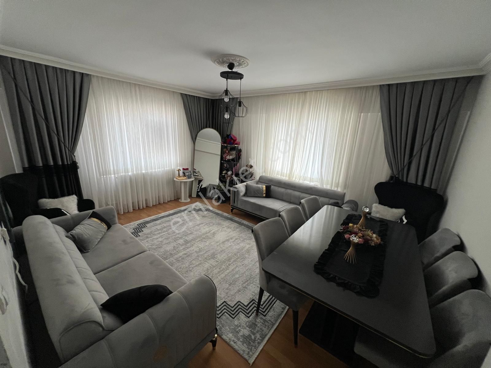 Hayal'den Malazgirt Mh^de Bağımsz Çift Balkonlu Geniş Ön Cp. 3+1 Fırsat Daire - Görsel 4