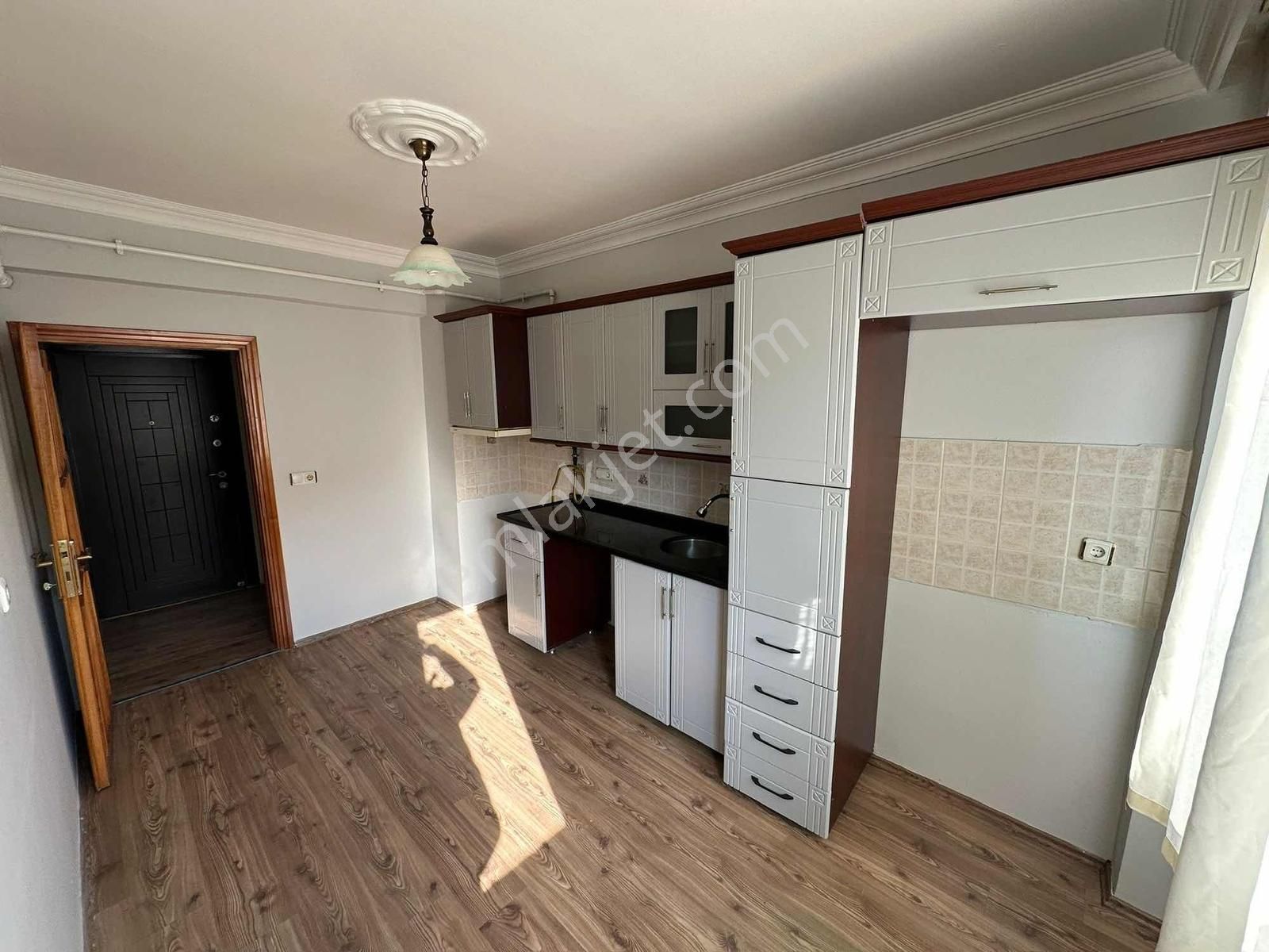 Vıp Gayrimenkuldan Arsin Yalı Mahallesinde Kiralık Daire - Görsel 4
