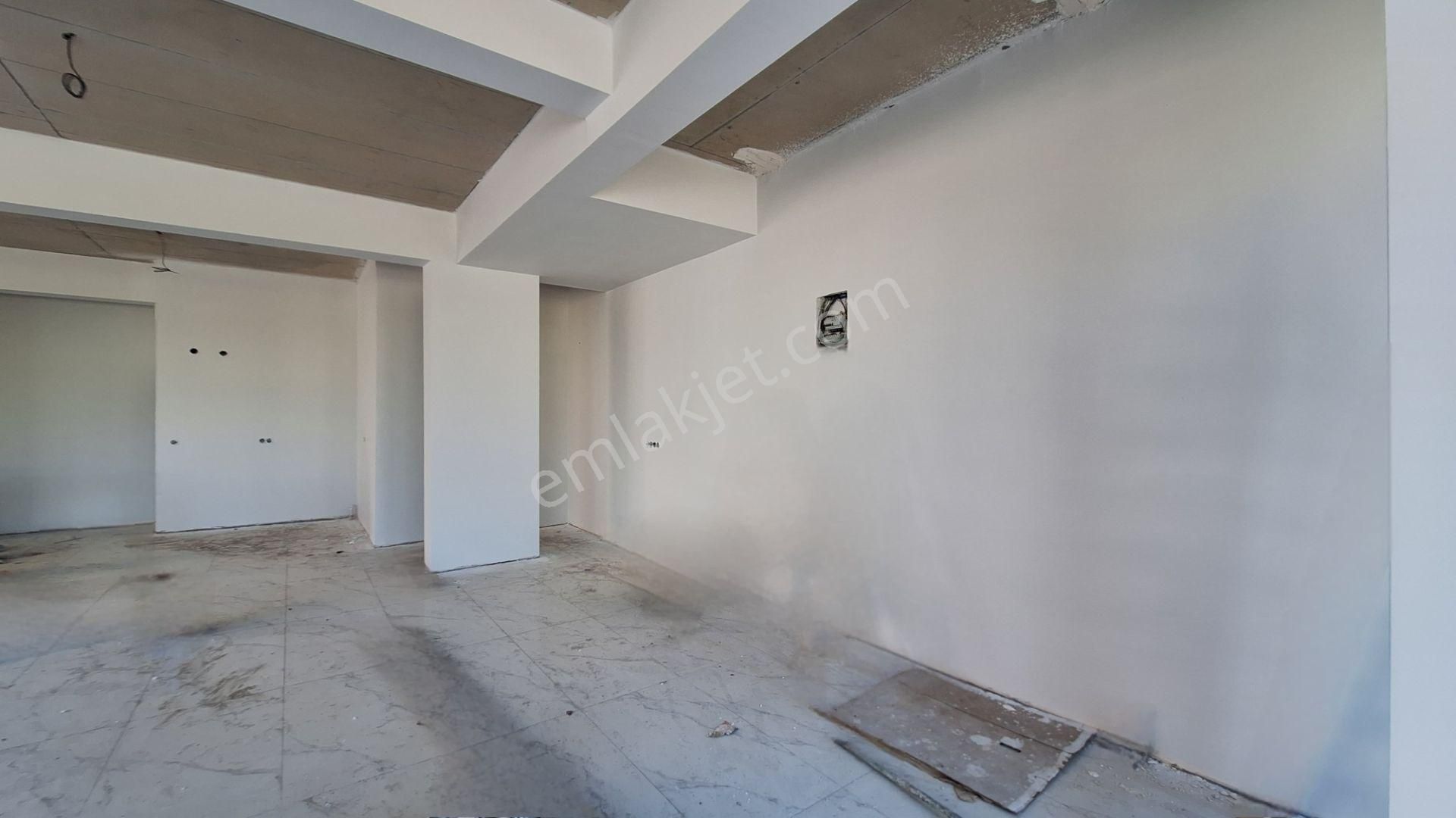 Çiğli Balatçıkta Tramvay Yoluna Sıfır Kiralık Dükkan - Görsel 7